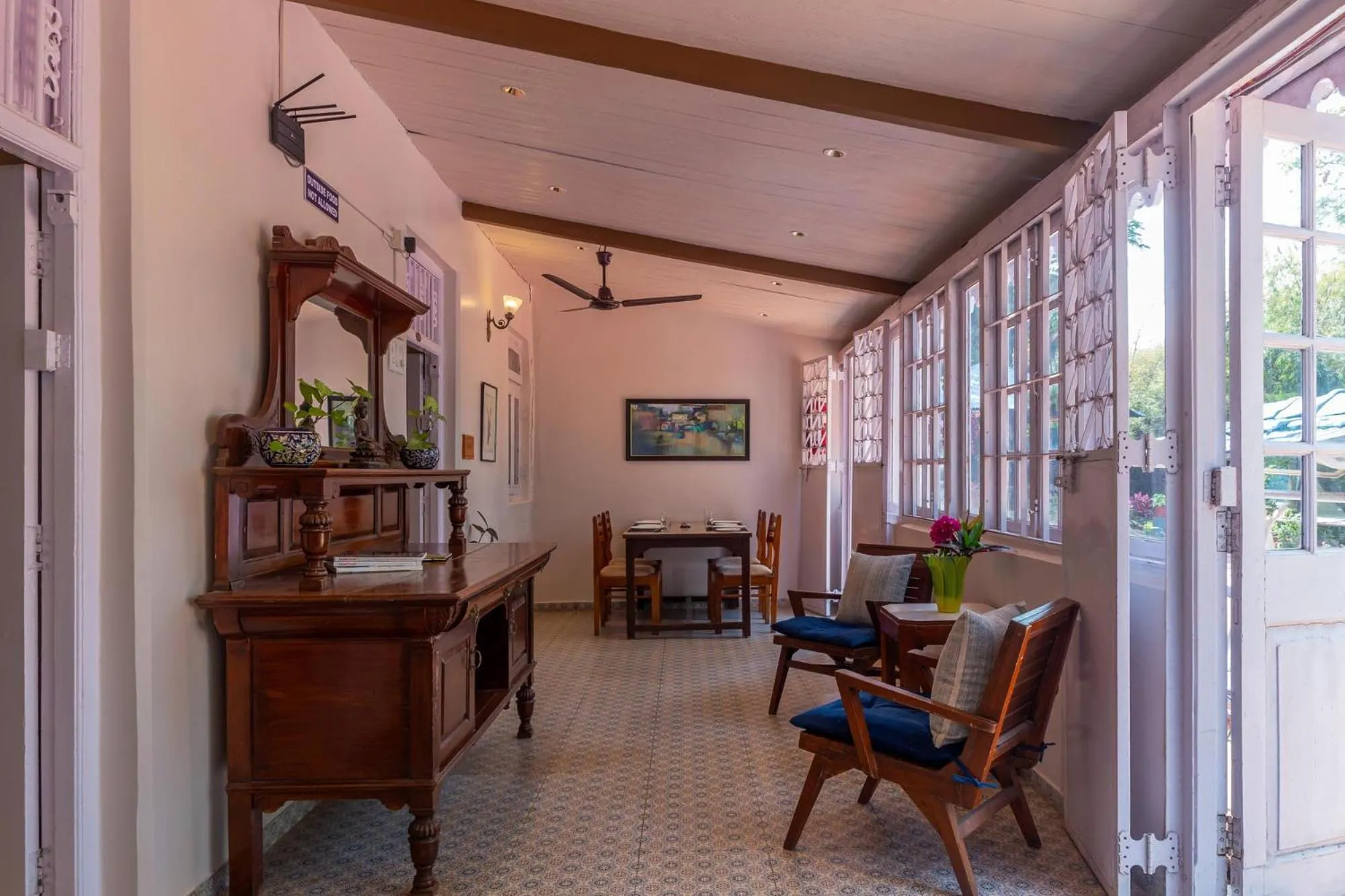 Seating area in IL Palazzo Villas
