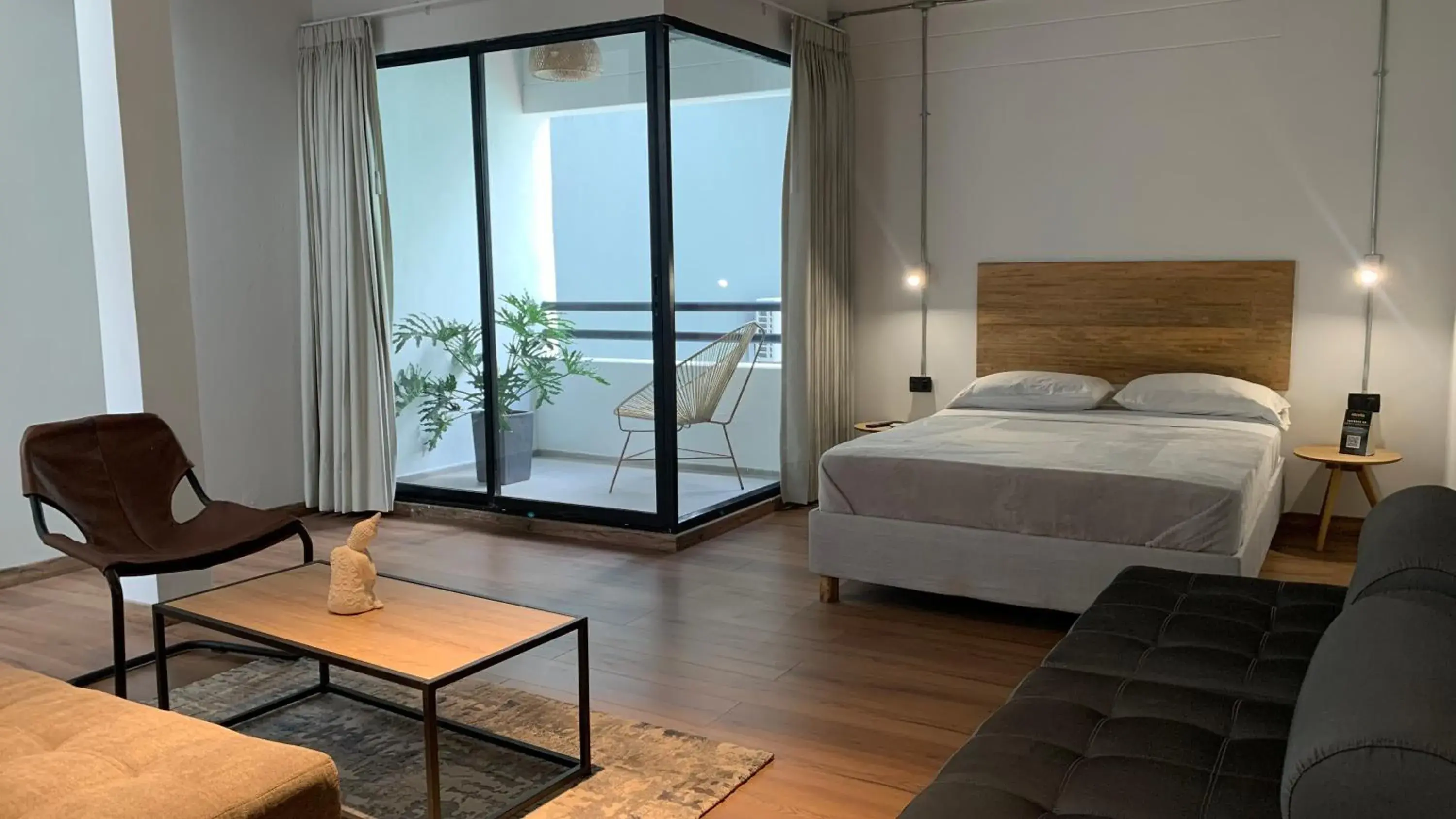 Standard Studio in Soy Local Primavera Standard Studio in Soy Local Primavera