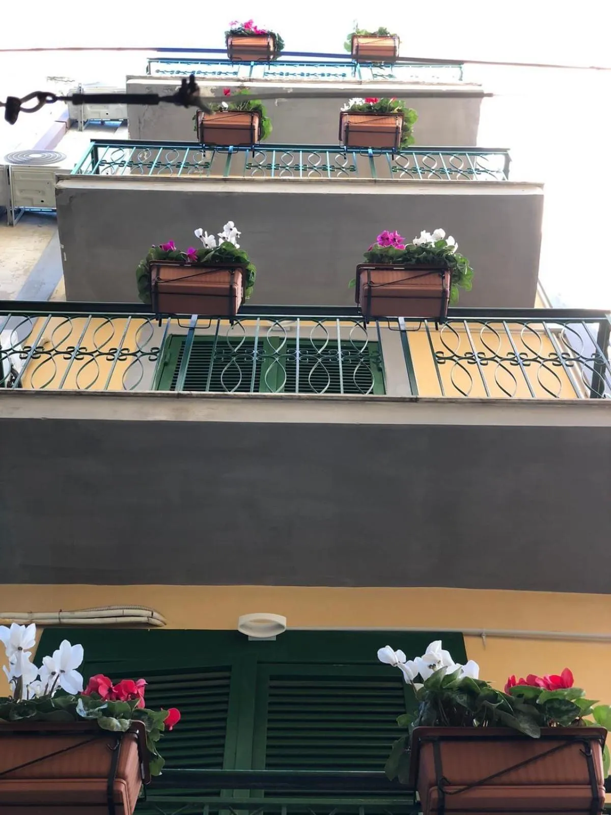 Property building in La dimora di bronzo