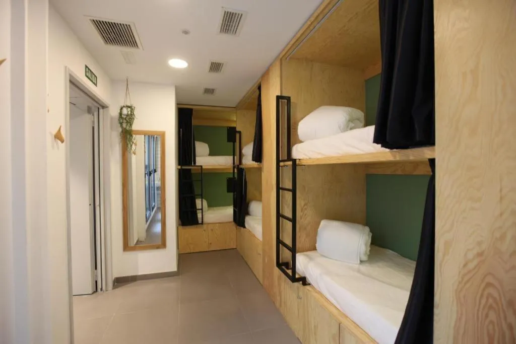 VTZ The Botanic Hostel