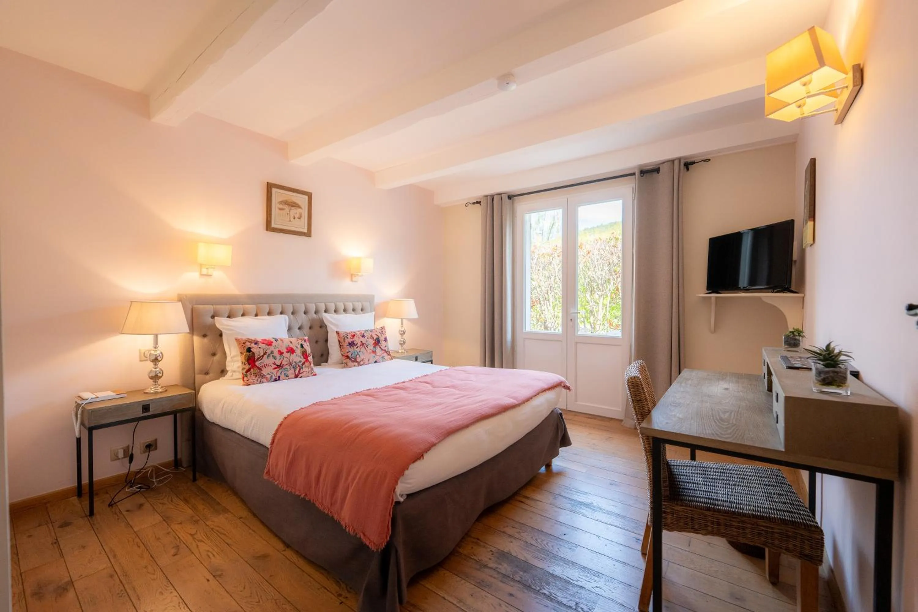 Photo of the whole room, Bed in Hôtel Le Pré Saint Michel