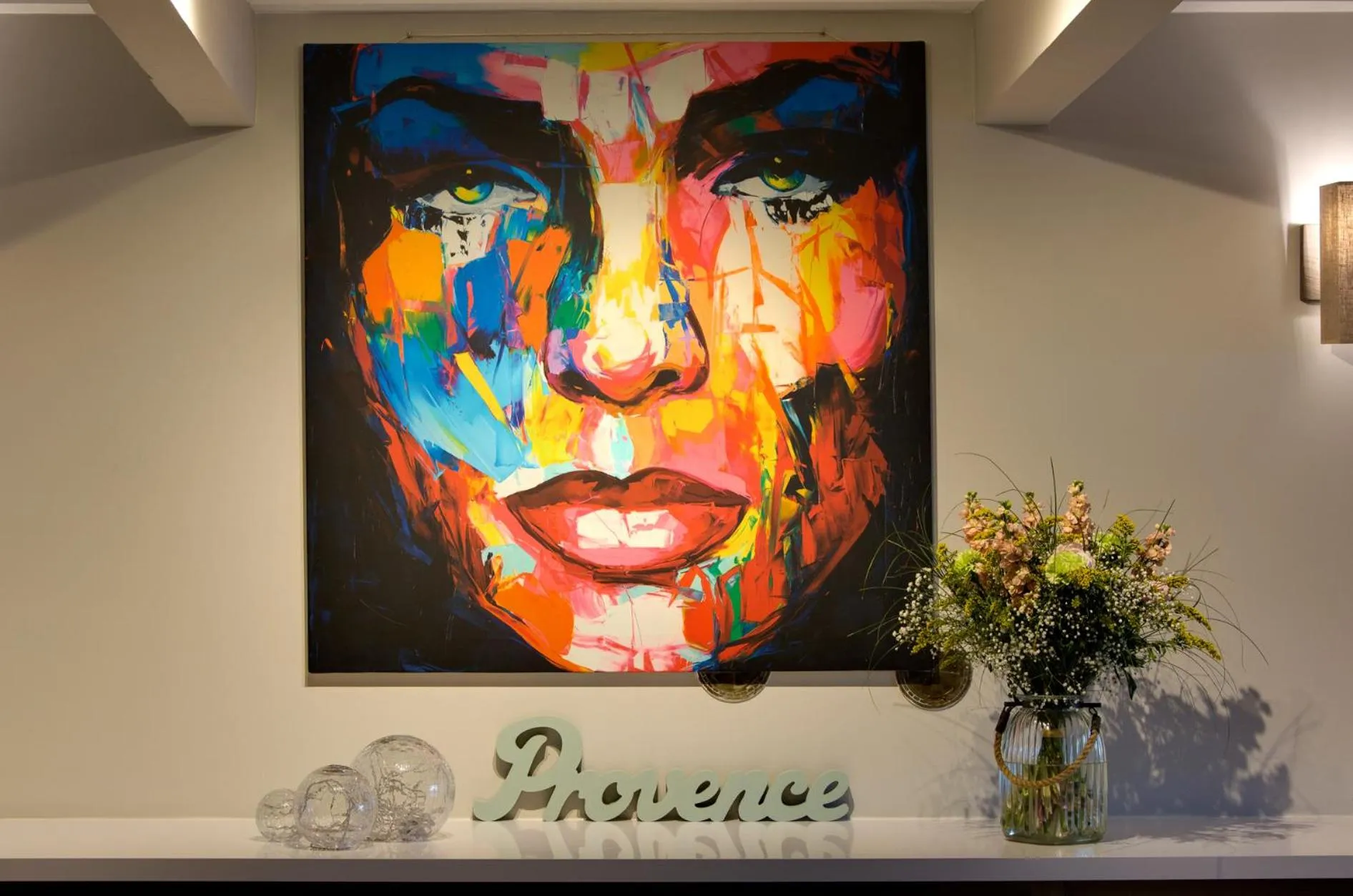 Decorative detail in Hôtel Le Pré Saint Michel