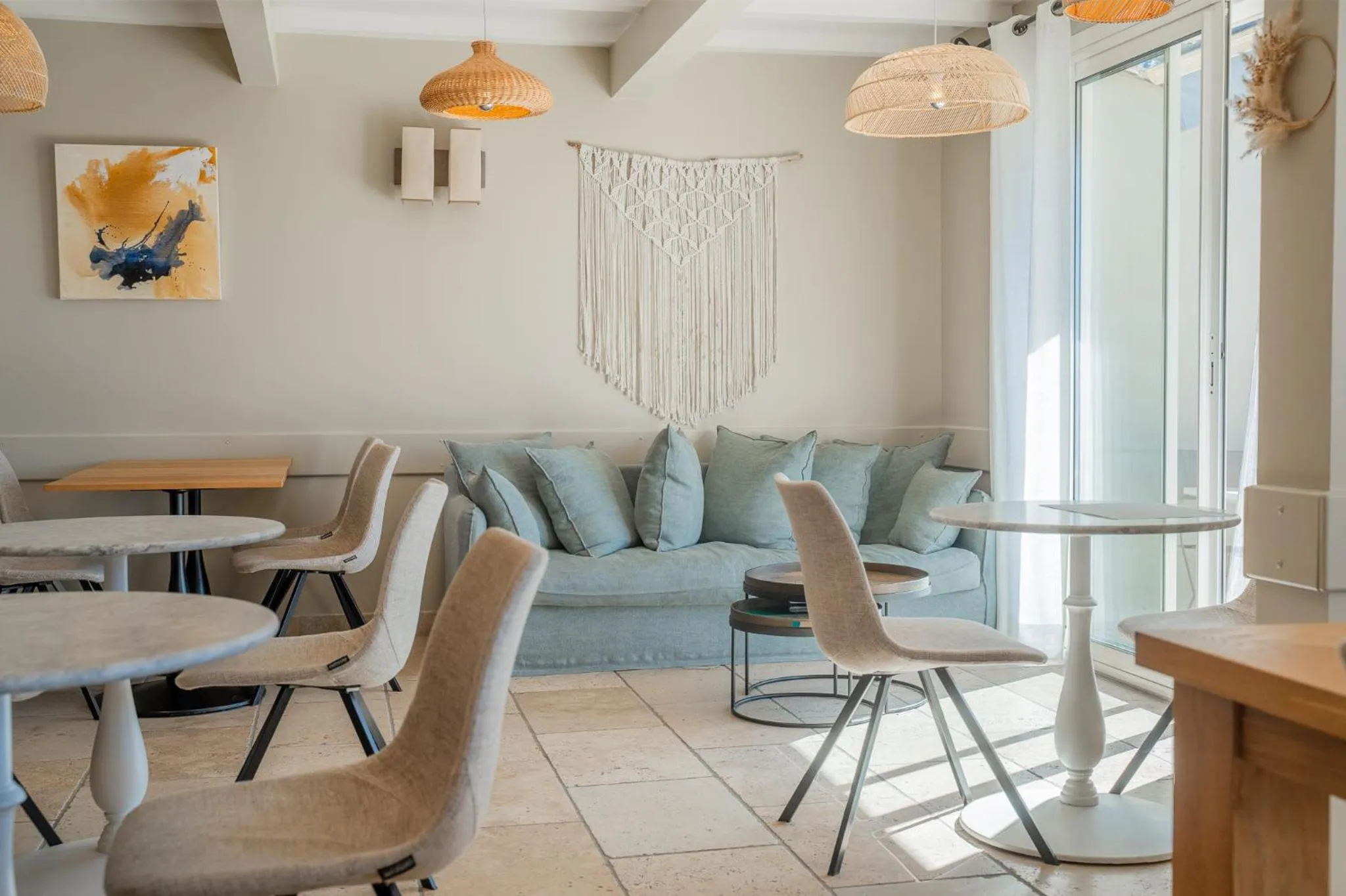 Living room in Hôtel Le Pré Saint Michel