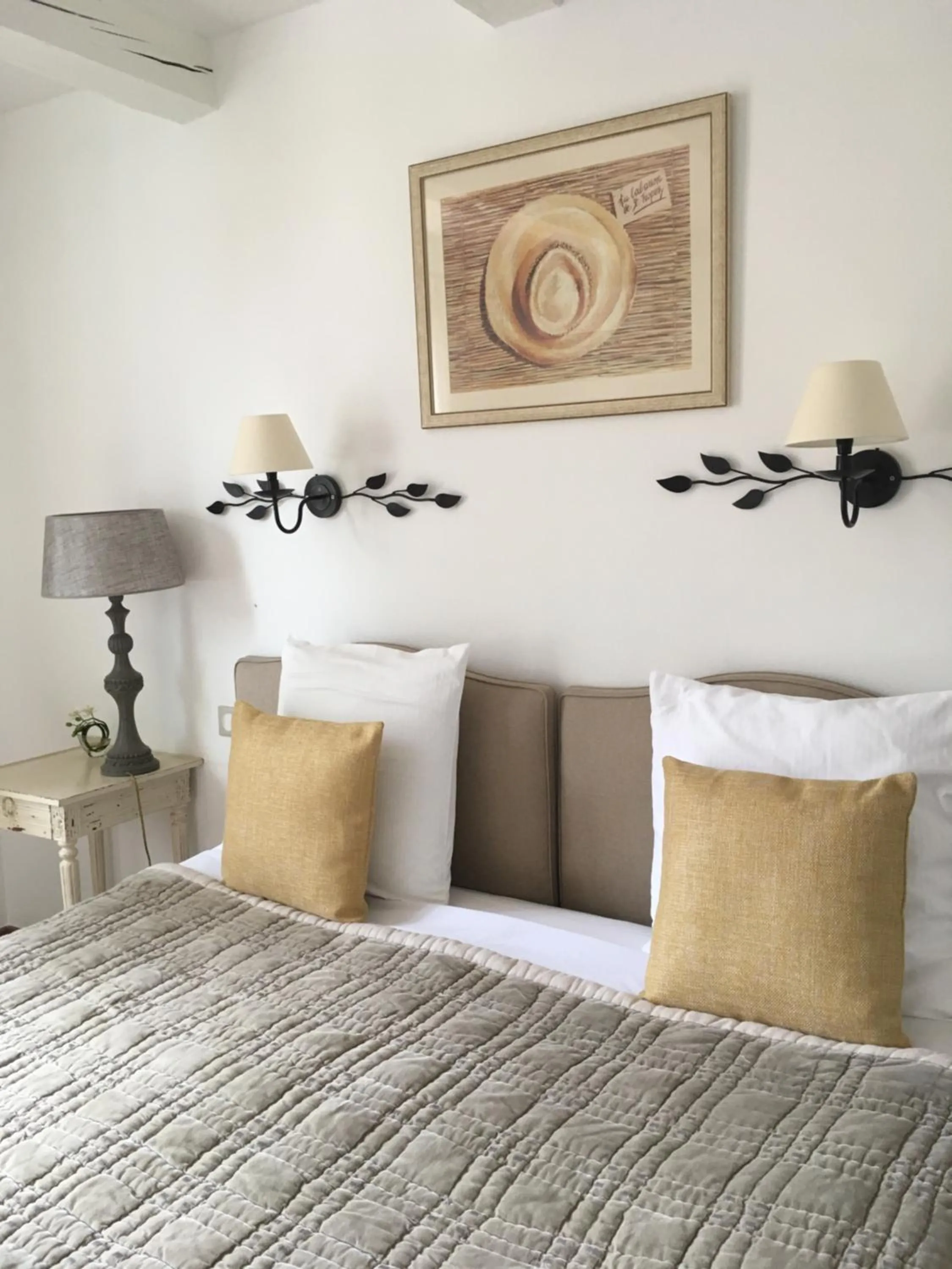 Photo of the whole room, Bed in Hôtel Le Pré Saint Michel