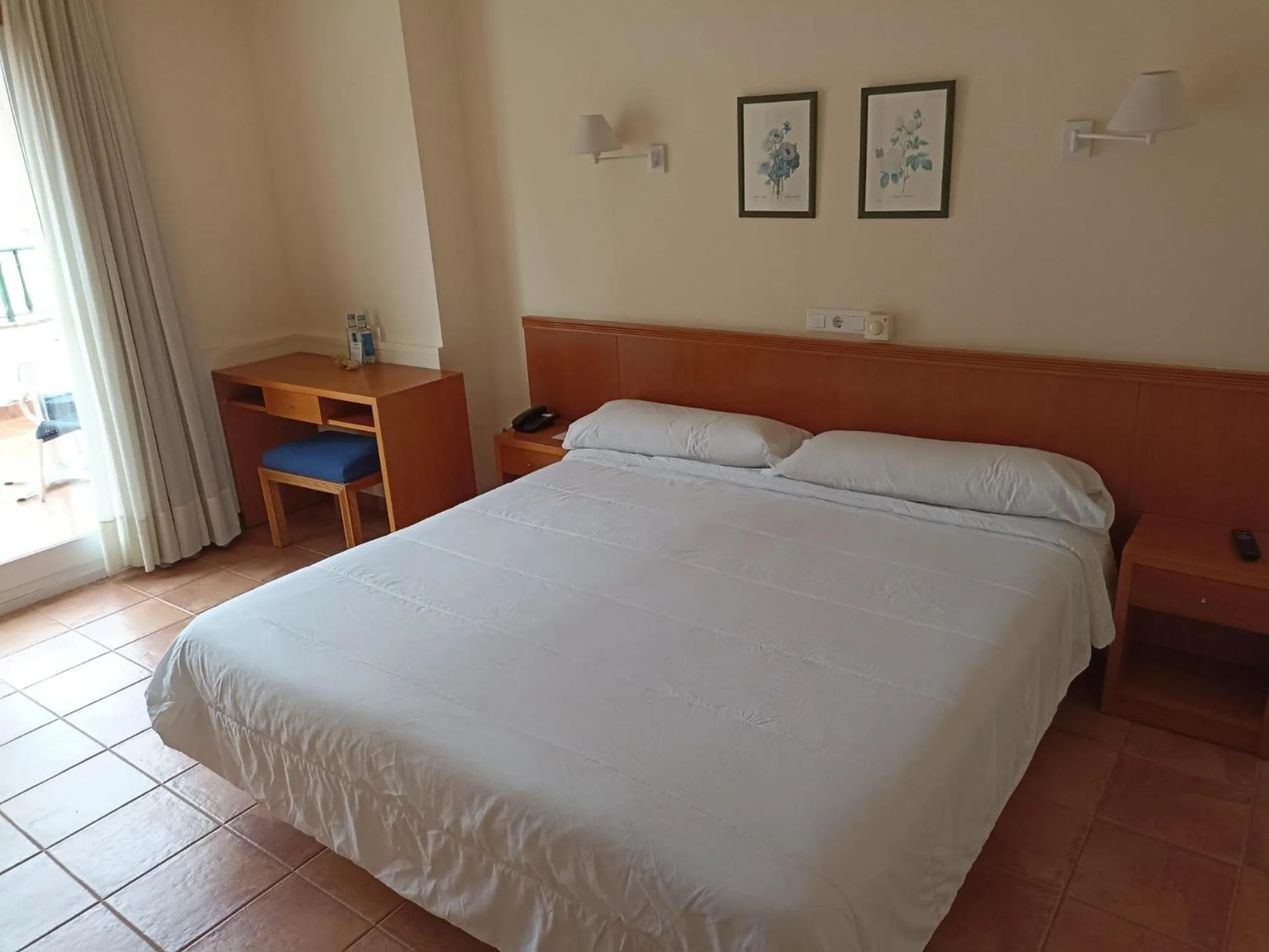 Photo of the whole room in Hotel Marycielo