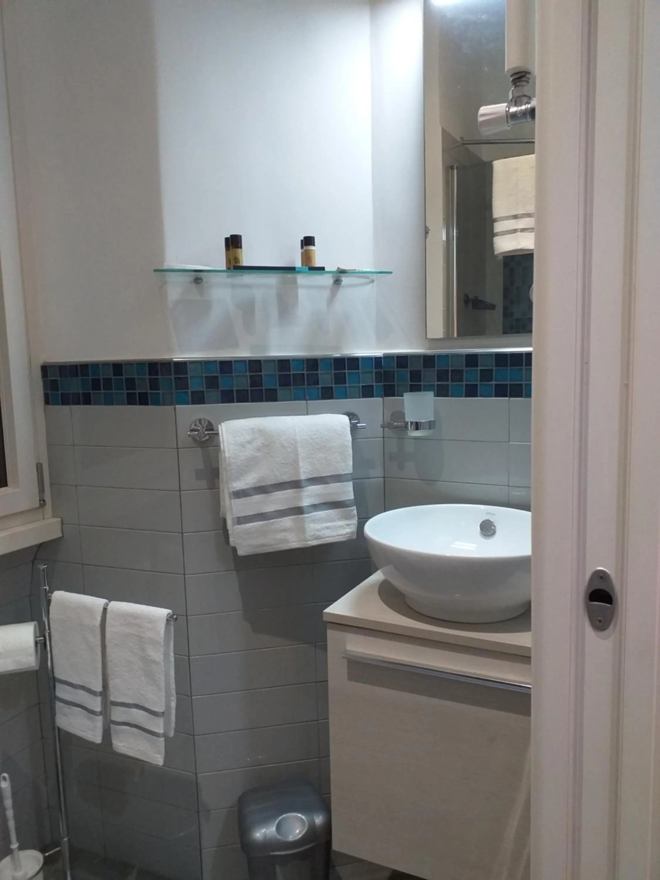 Bathroom in B&B Acquamarina