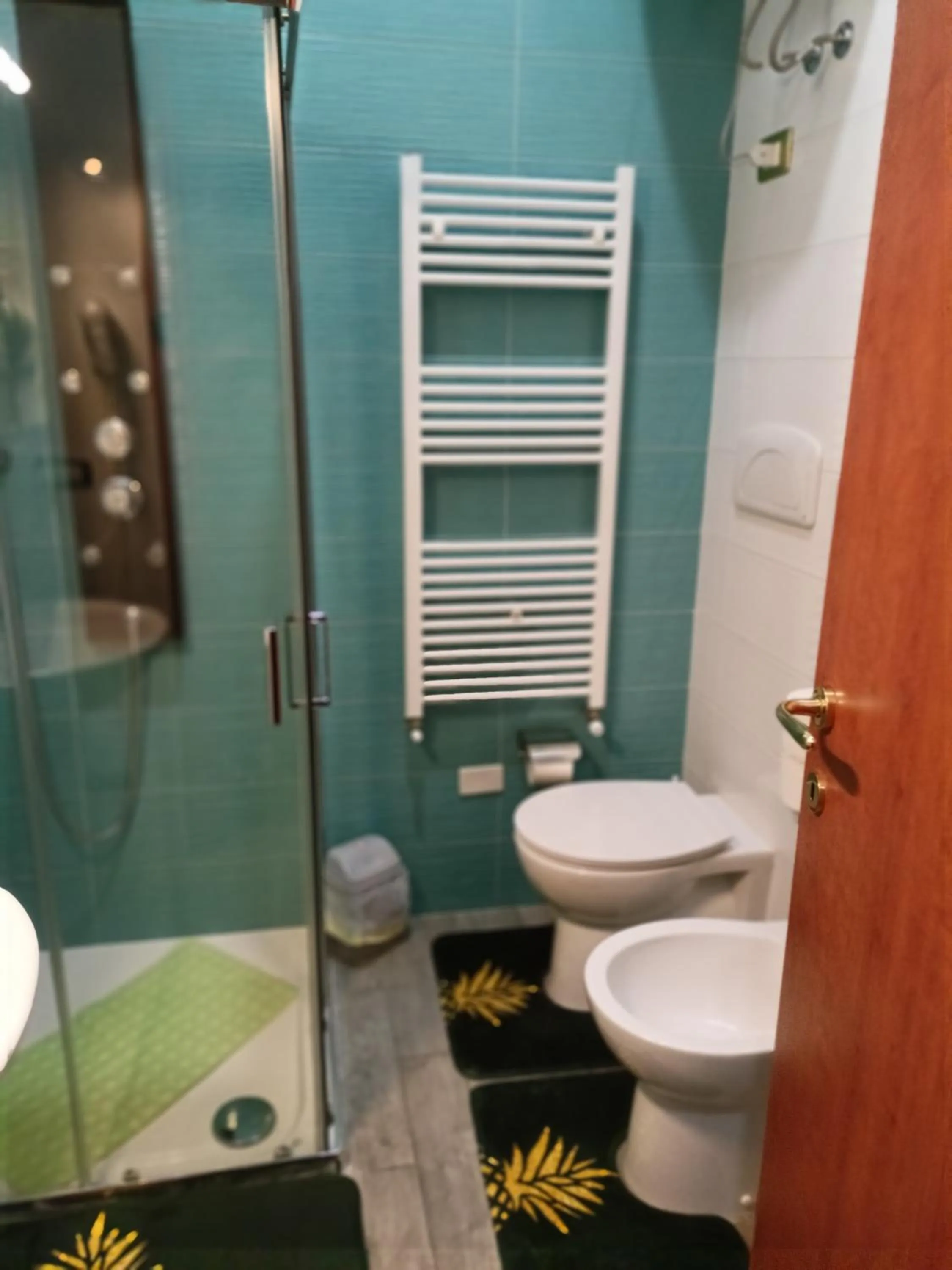 Shower in La Torre B&B