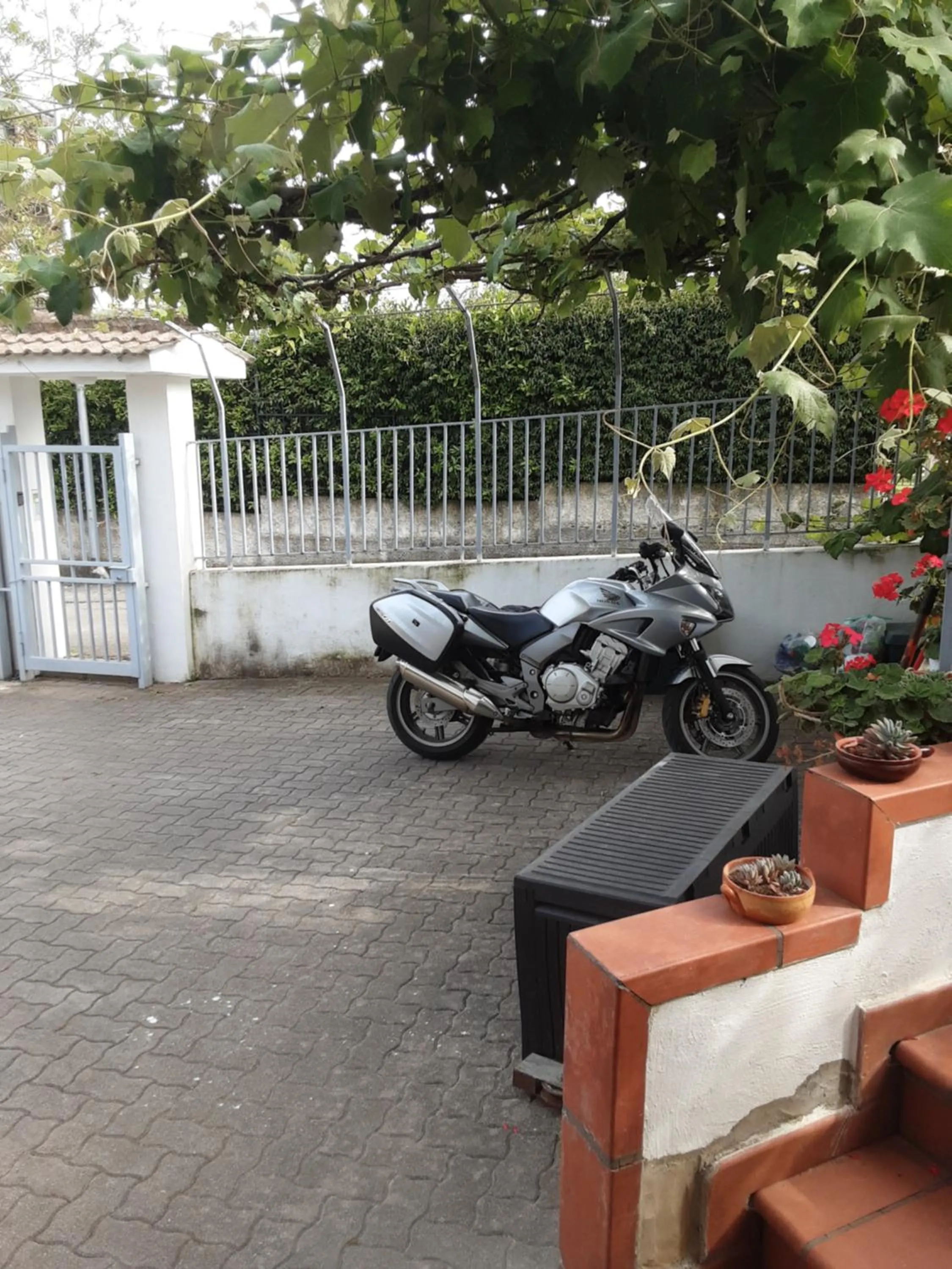 Parking in AceroRosso B&B