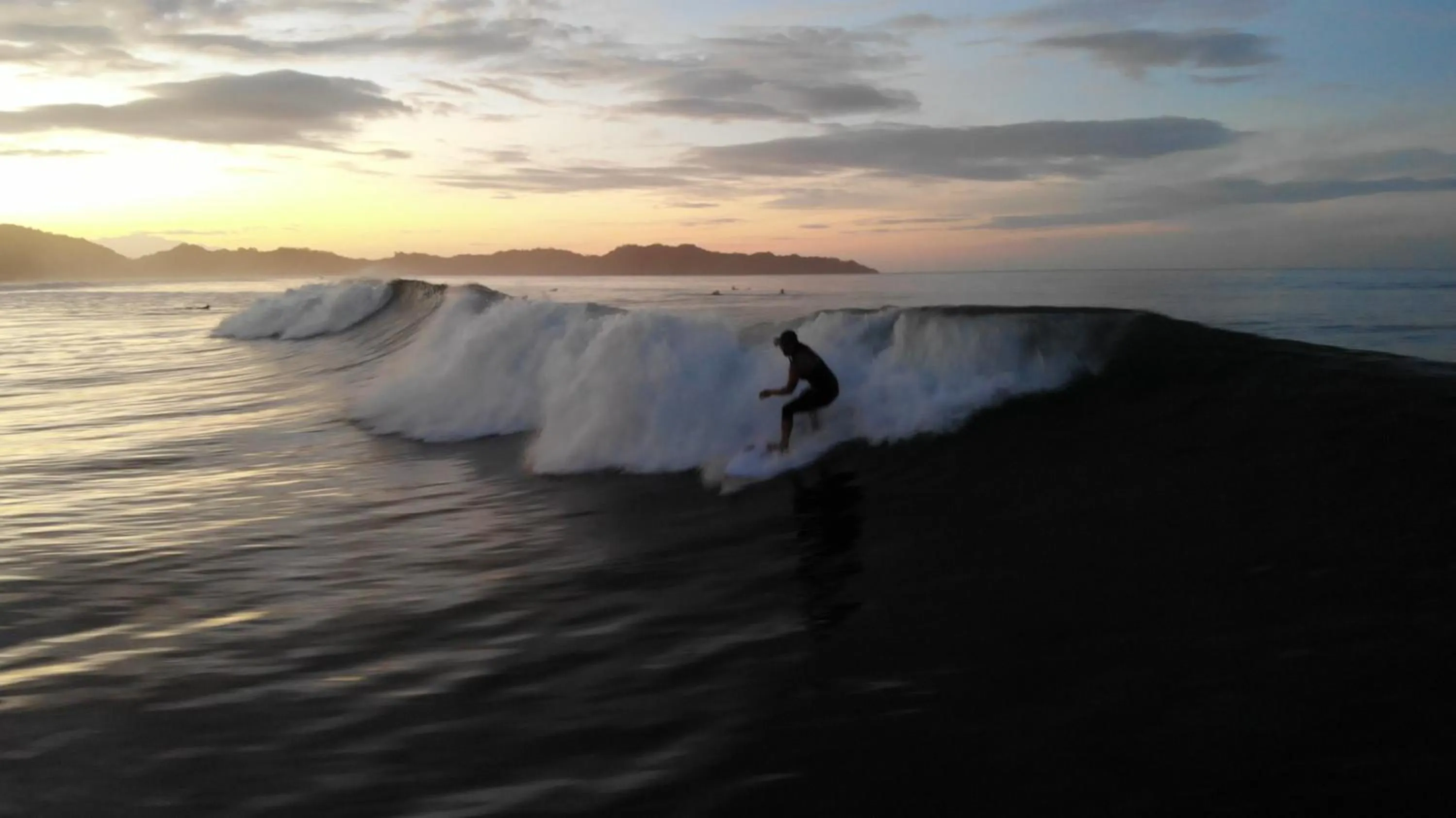 Sports in Ride On! Surf Hotel