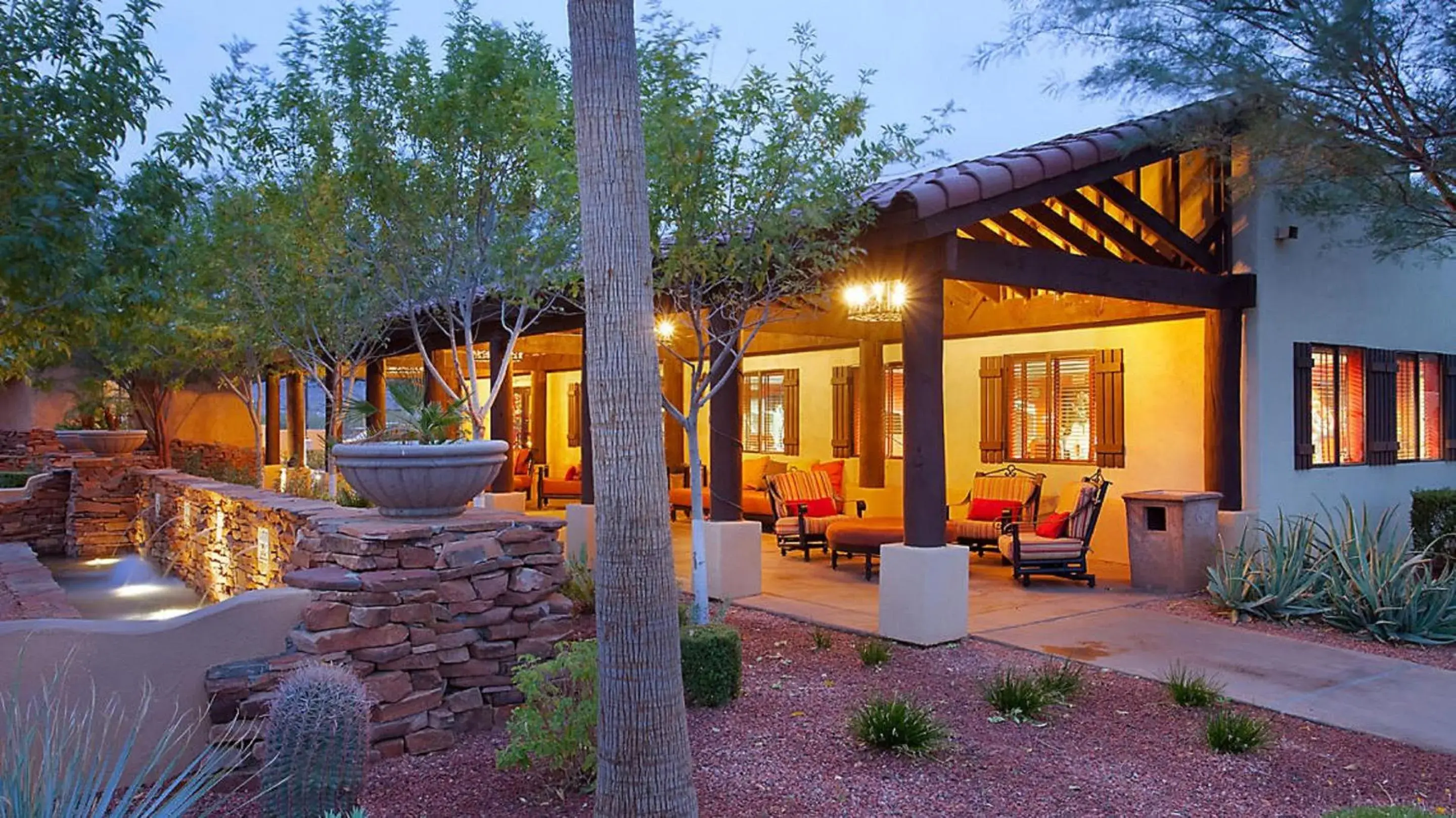 Inner courtyard view in Bluegreen Vacations Cibola Vista Resort & Spa, An Ascend Resort