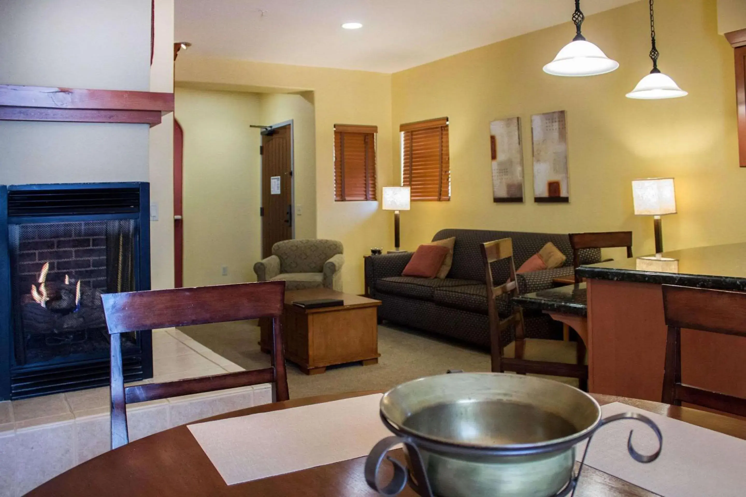 Bedroom, Seating Area in Bluegreen Vacations Cibola Vista Resort & Spa, An Ascend Resort