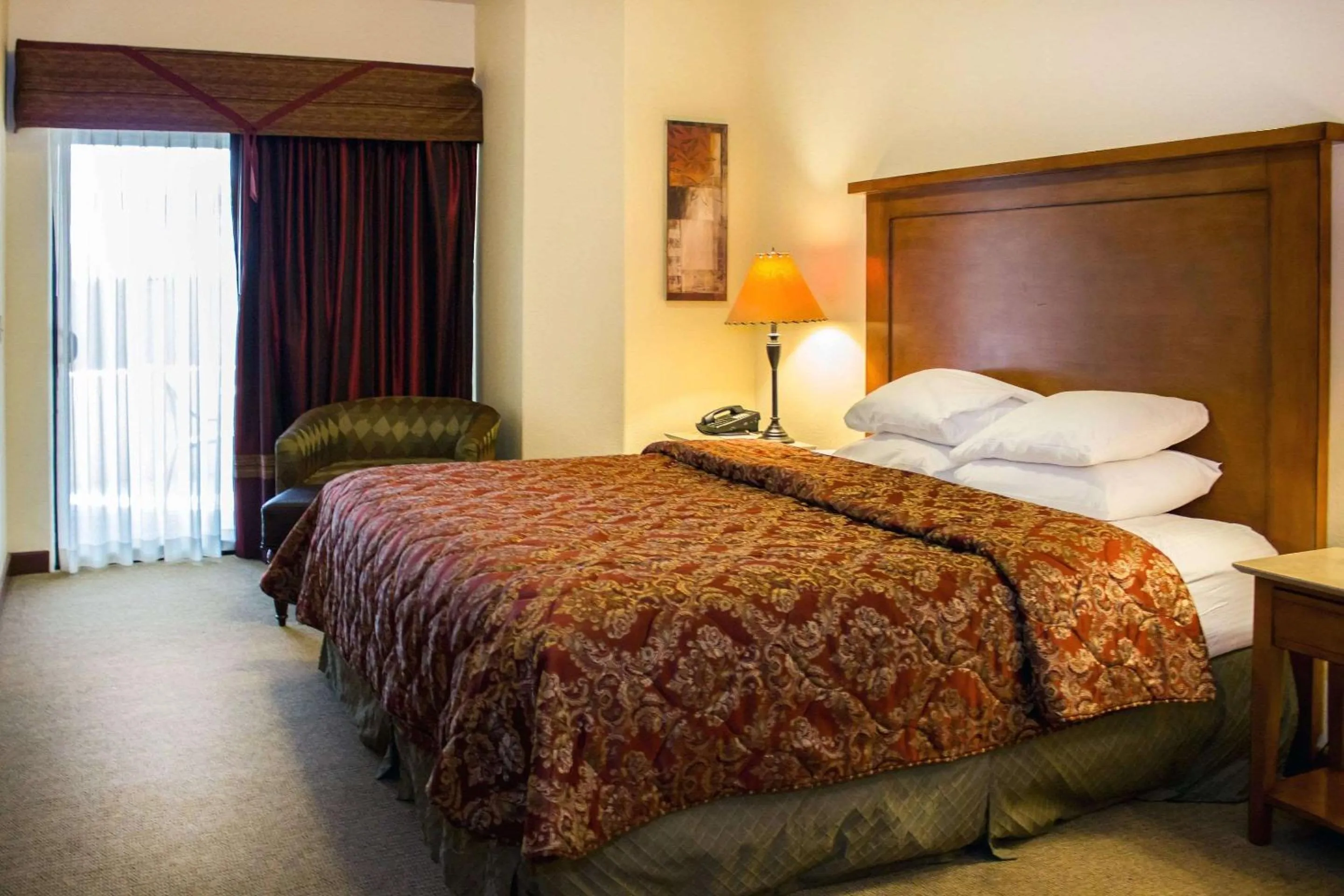 Bedroom, Bed in Bluegreen Vacations Cibola Vista Resort and Spa, an Ascend Collection Resort