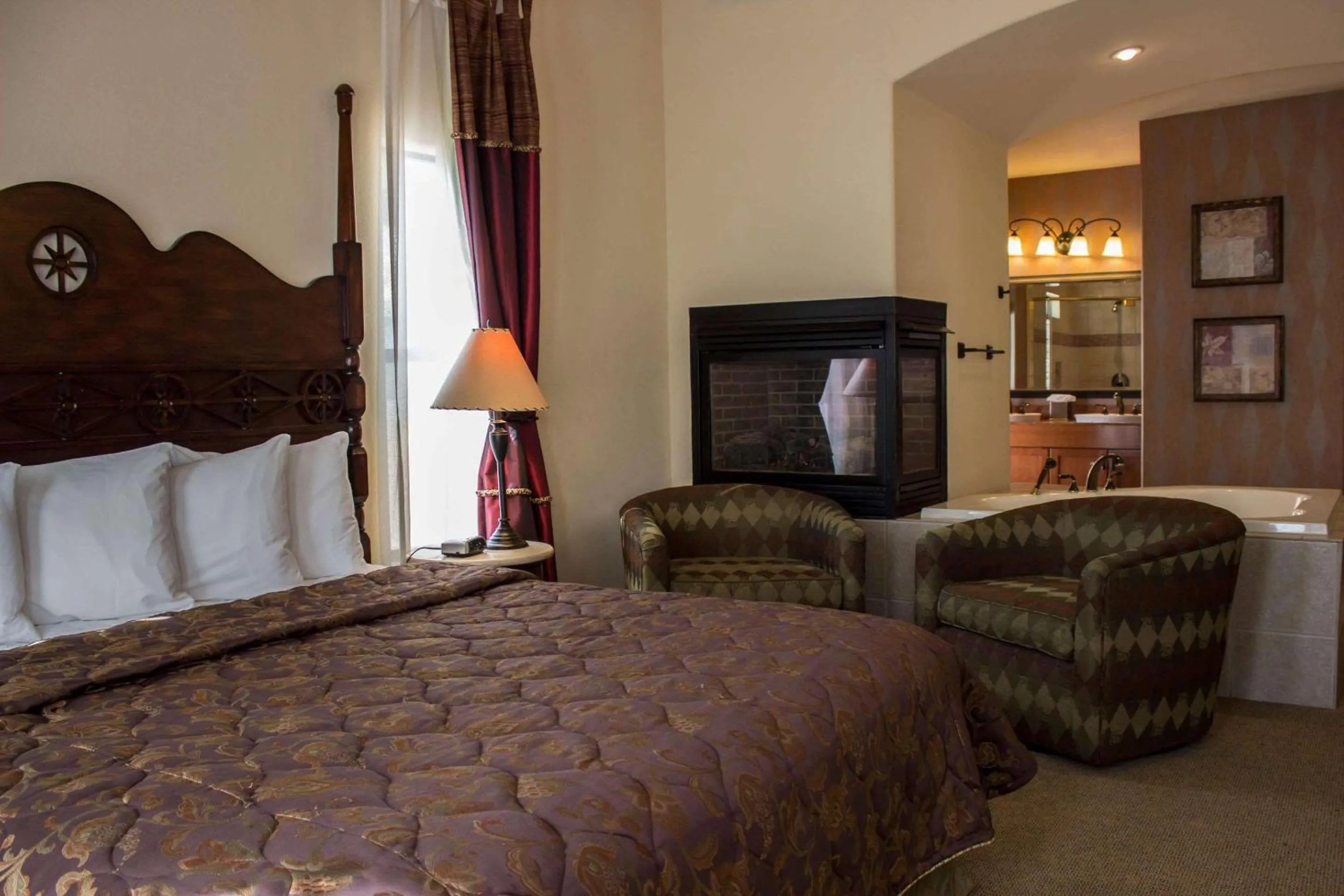 Bedroom, Bed in Bluegreen Vacations Cibola Vista Resort and Spa, an Ascend Collection Resort