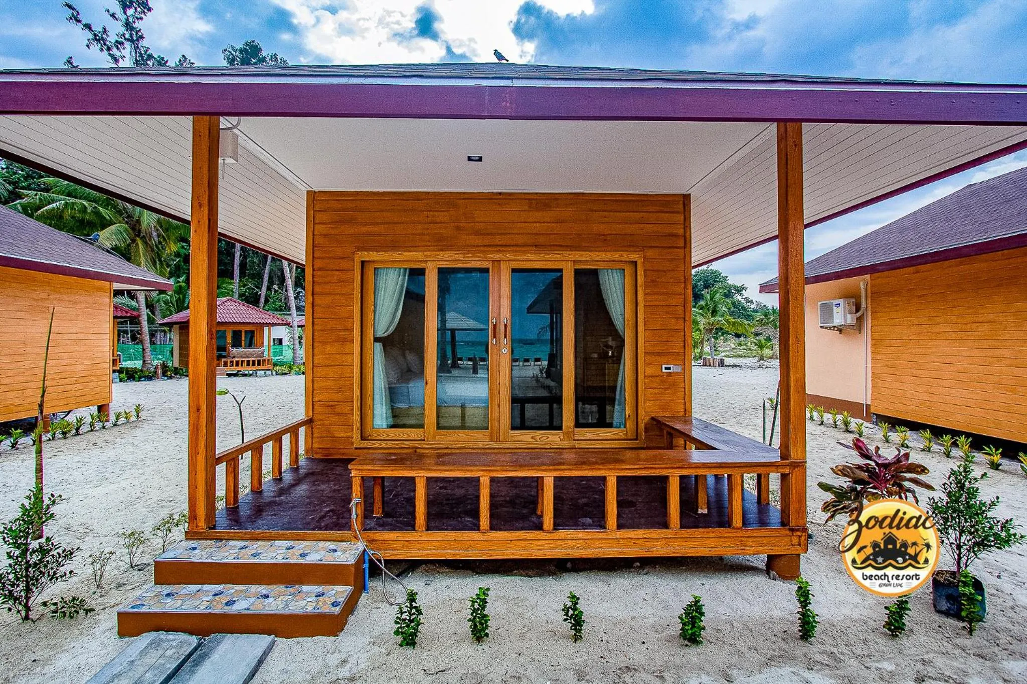 Facade/entrance in Zodiac Seesun Resort