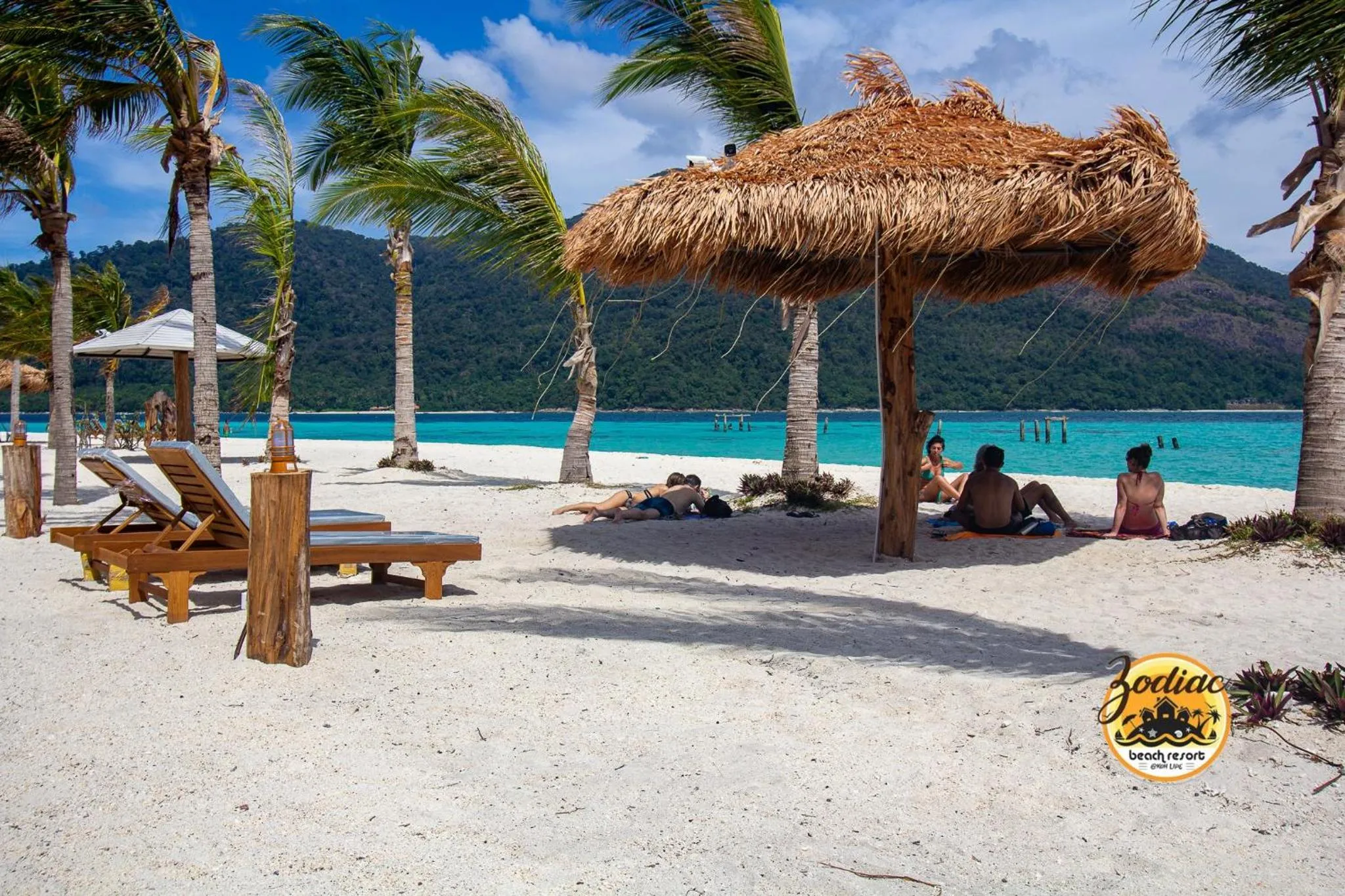 Beach in Zodiac Seesun Resort