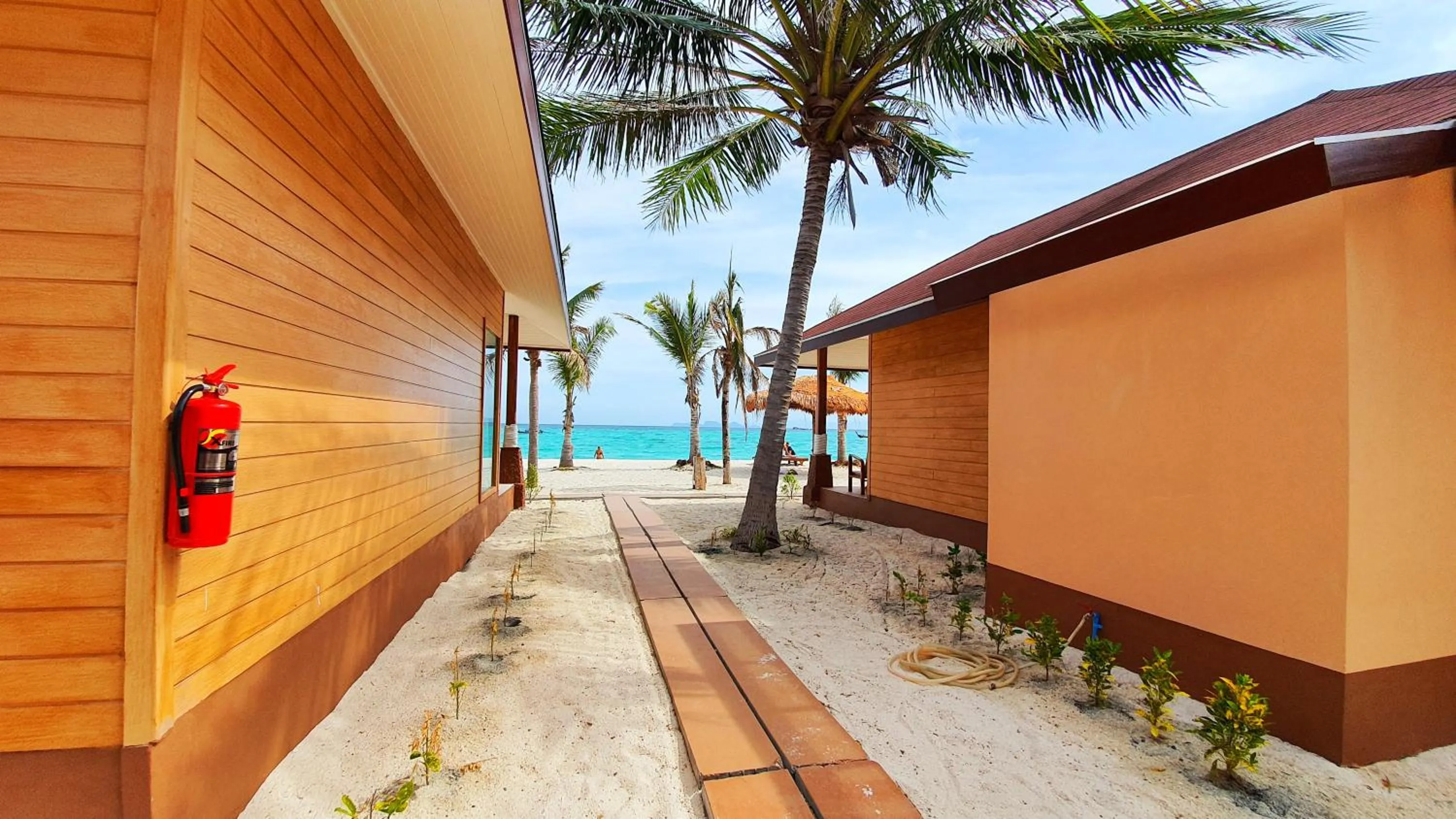 Property building in Zodiac Seesun Resort