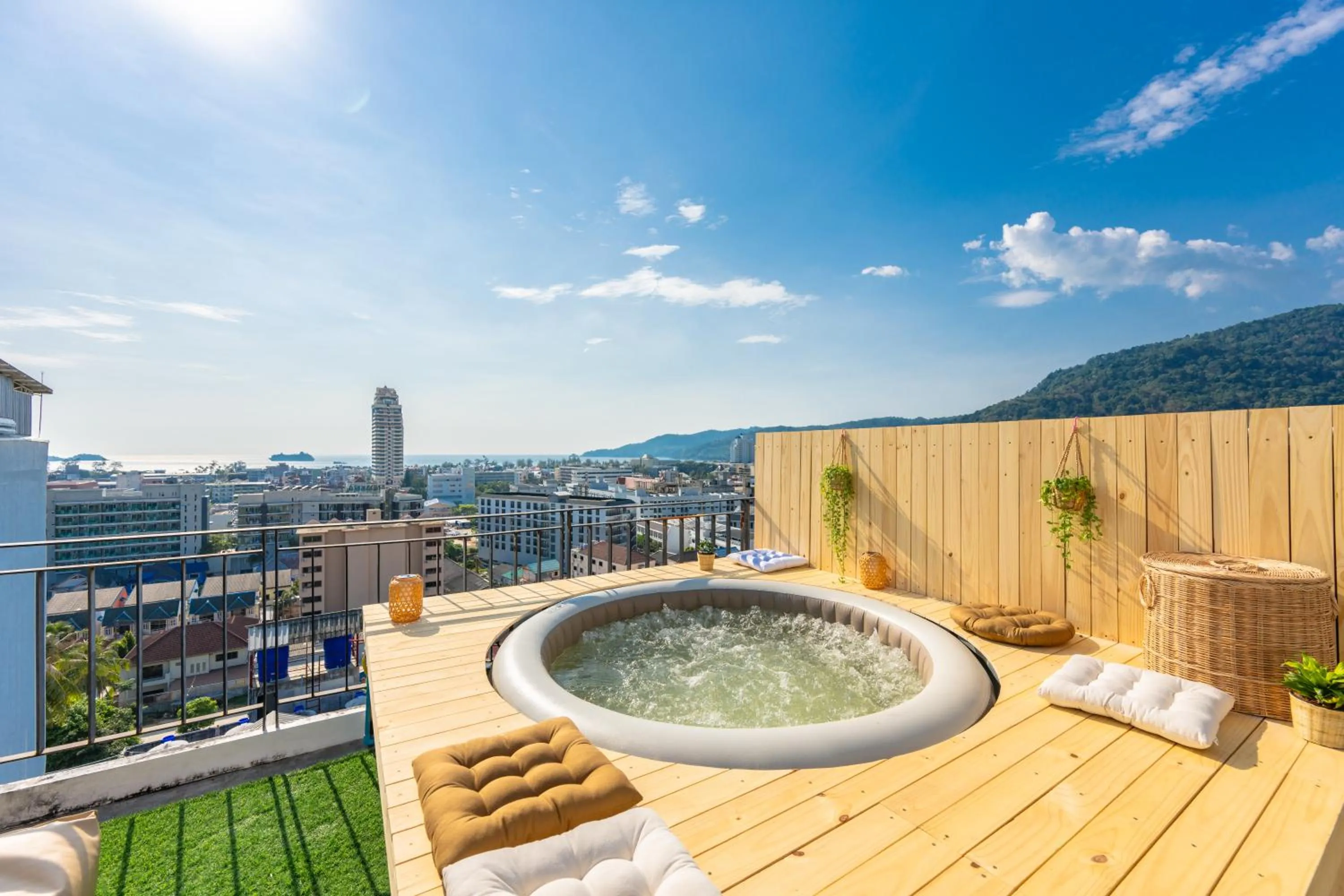 Hot Tub in Sky Wave Patong