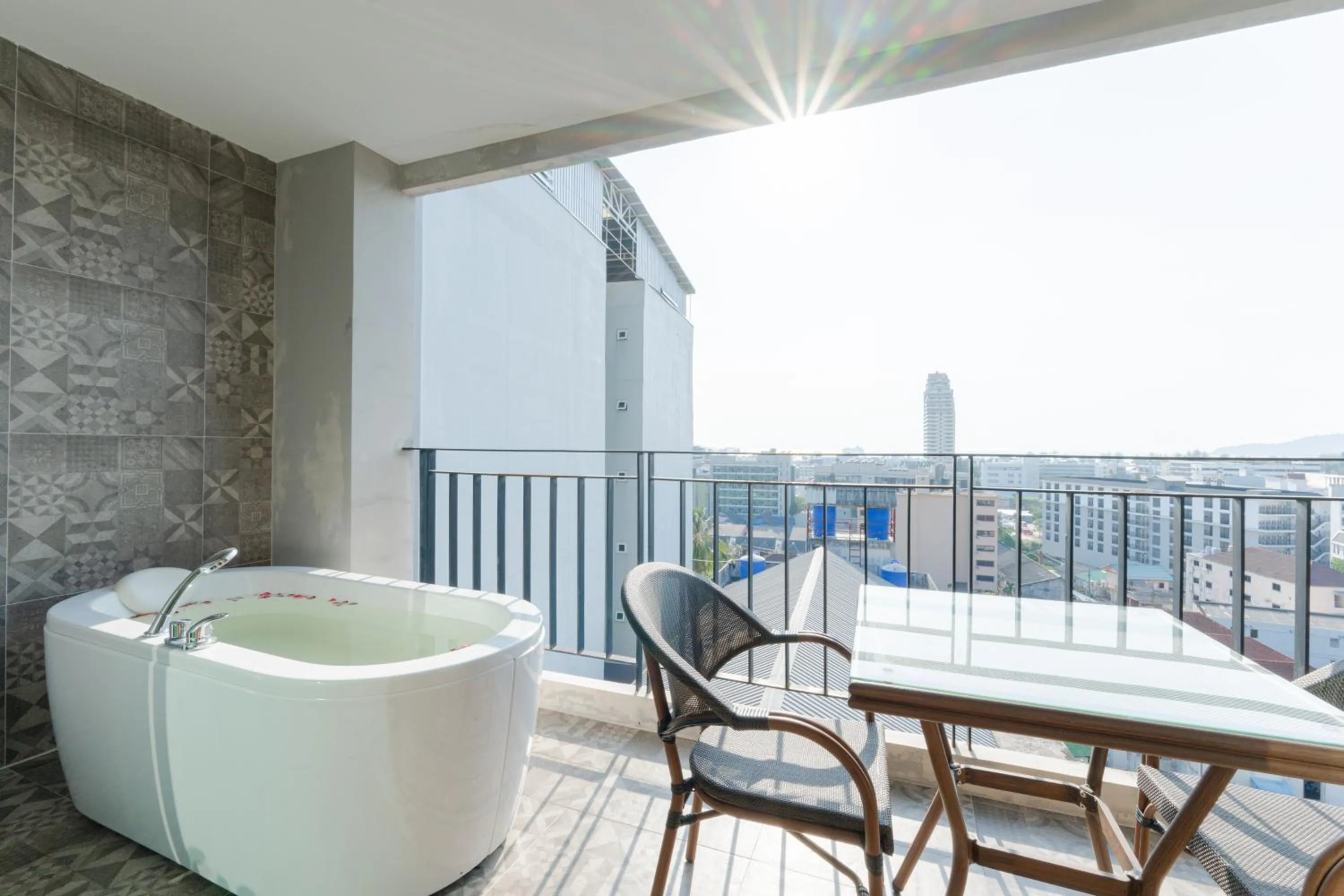 Hot Tub in Sky Wave Patong