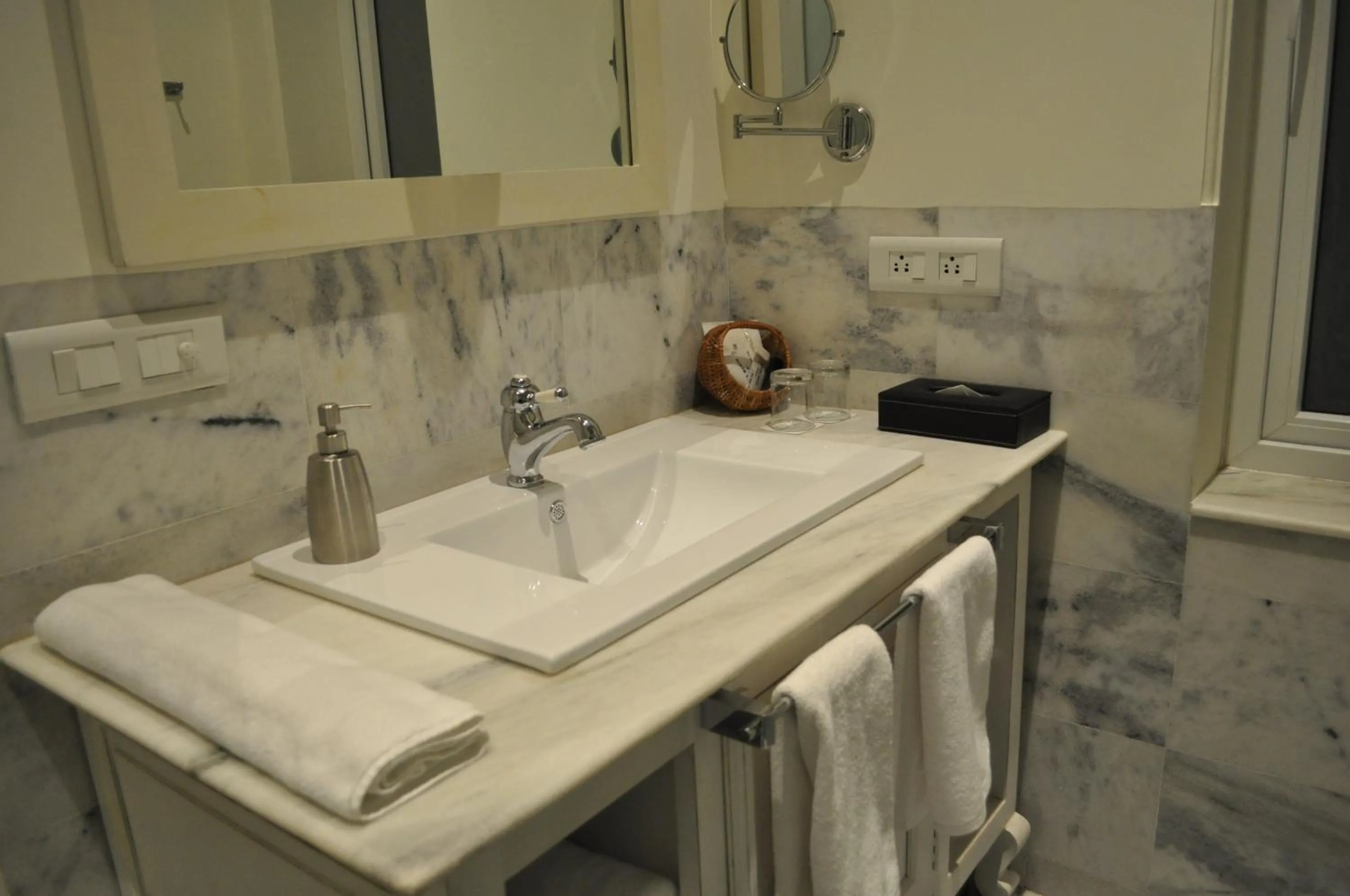 Bathroom in Sariska Manor Luxury Cottages Tehla