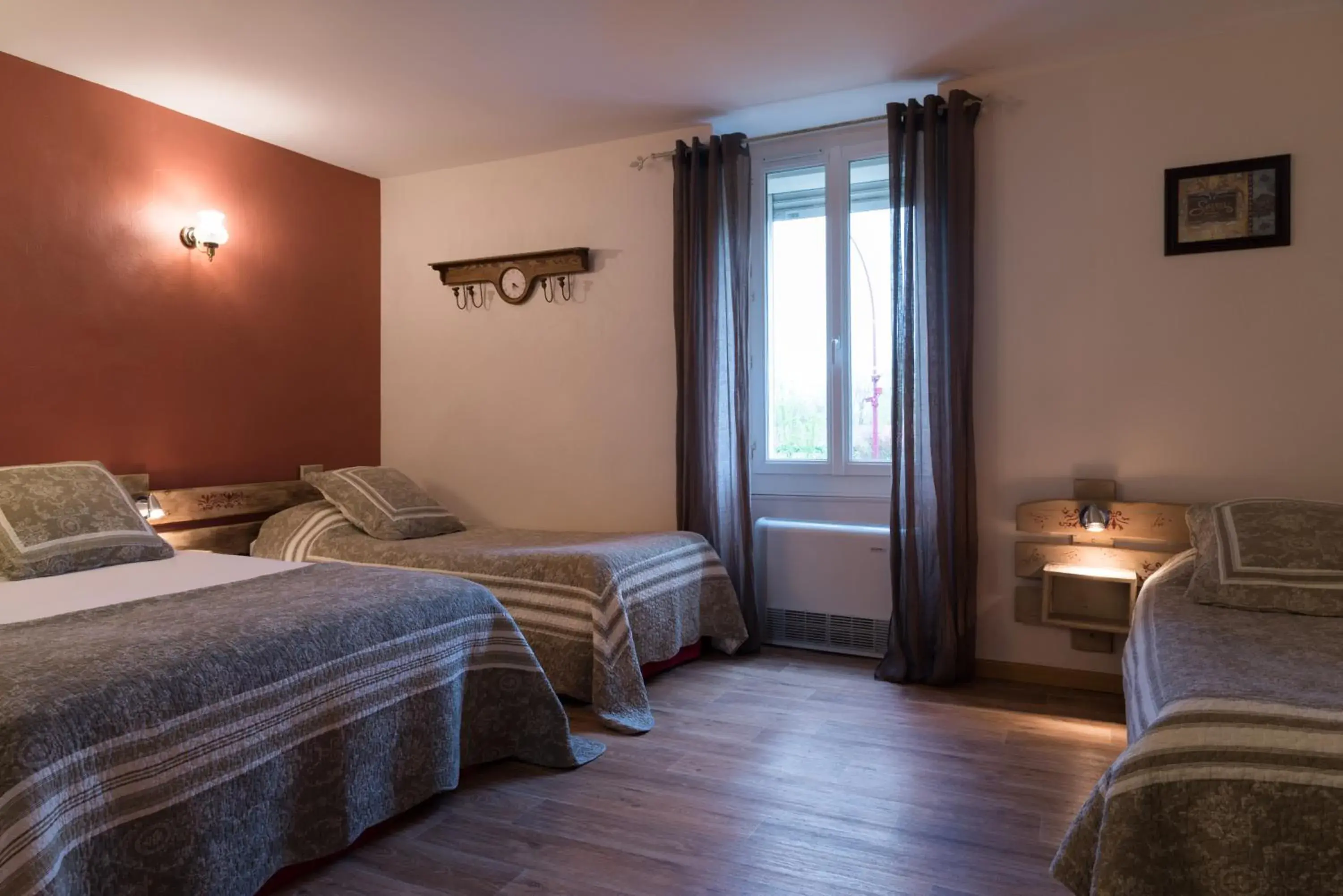 Bed in Hôtel du Parc, Avignon Est, The Originals City, Bed in Hôtel du Parc, Avignon Est, The Originals City,