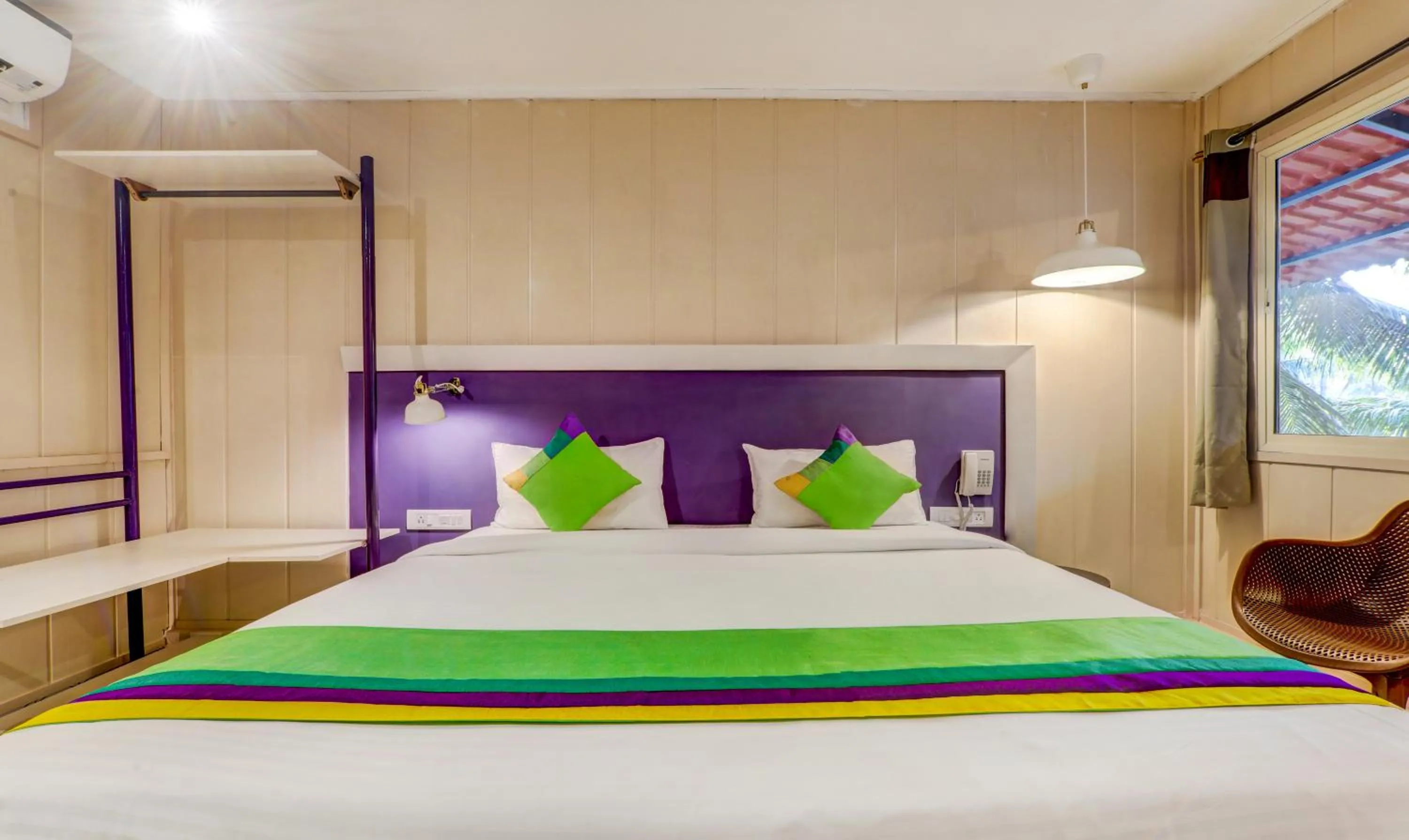 Bedroom, Bed in Treebo Morjim Banyan Resort