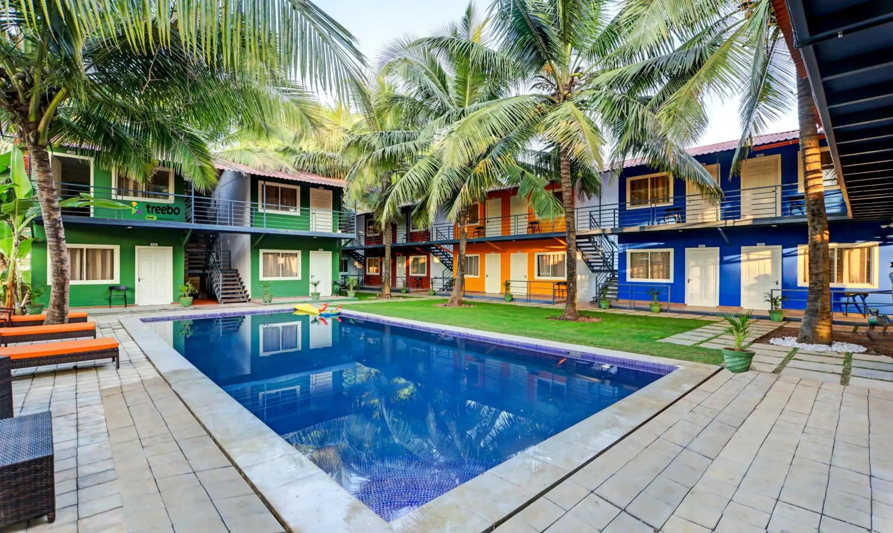 Swimming pool in Treebo Morjim Banyan Resort Swimming pool in Treebo Morjim Banyan Resort