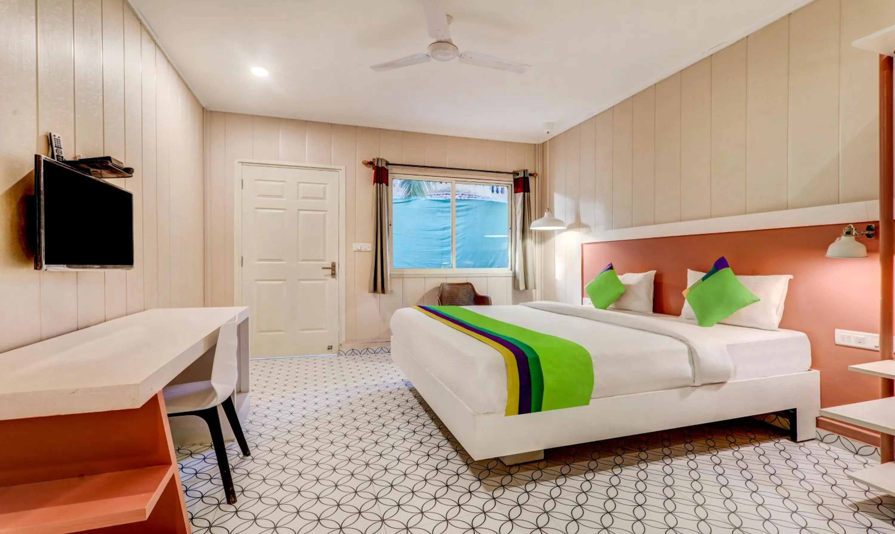 Bedroom, Bed in Treebo Morjim Banyan Resort