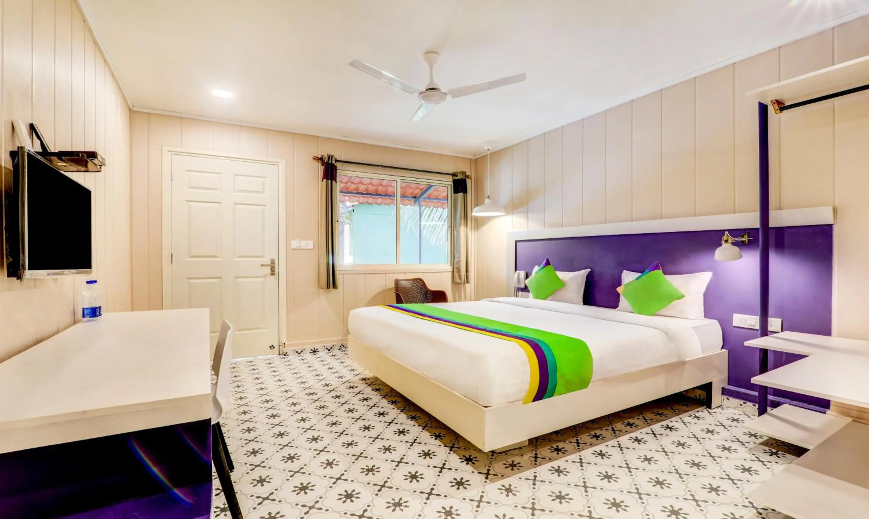 Photo of the whole room, Bed in Treebo Morjim Banyan Resort