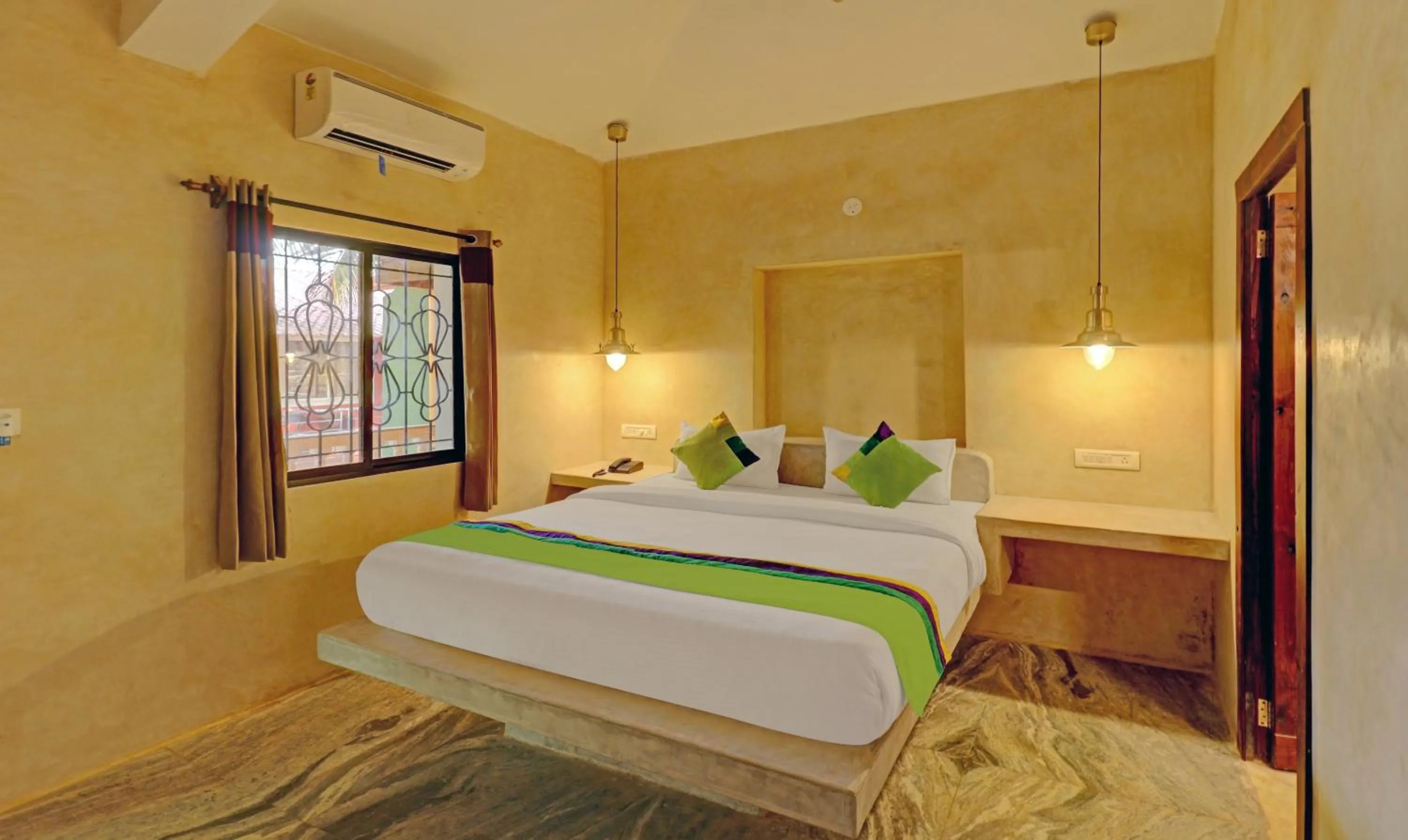 Bedroom, Bed in Treebo Morjim Banyan Resort