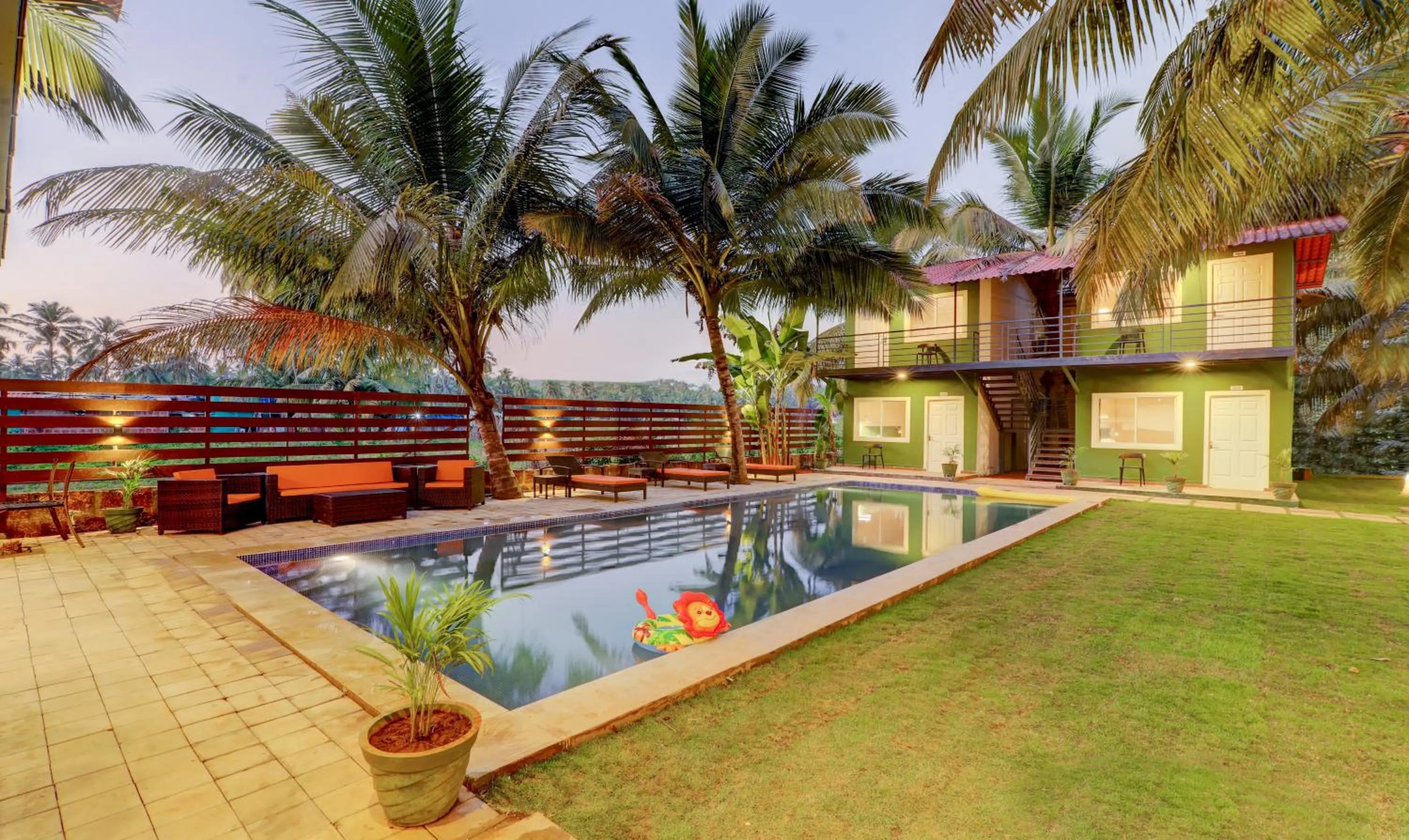 Swimming pool in Treebo Morjim Banyan Resort