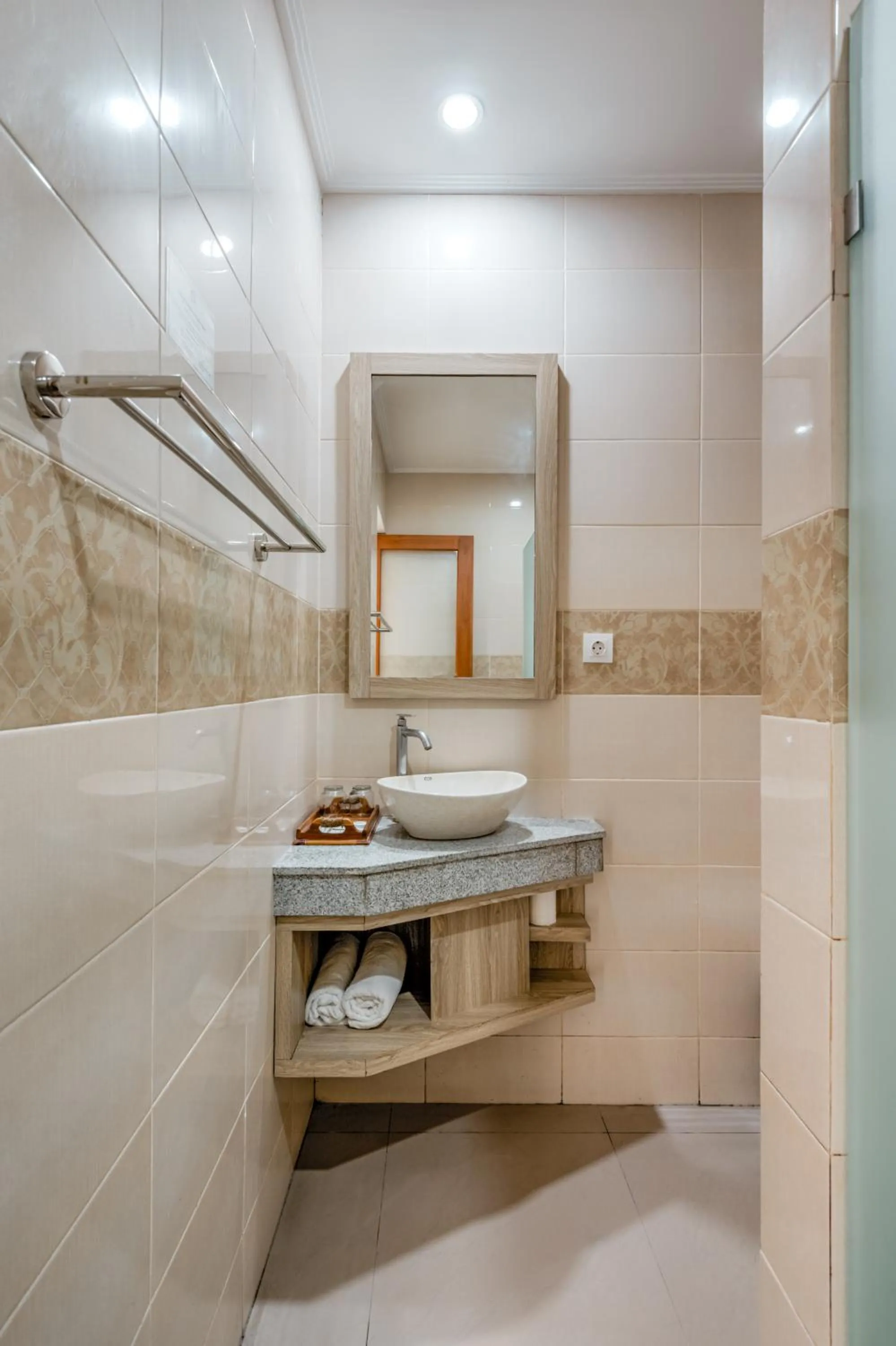 Bathroom in D Sarian Seminyak