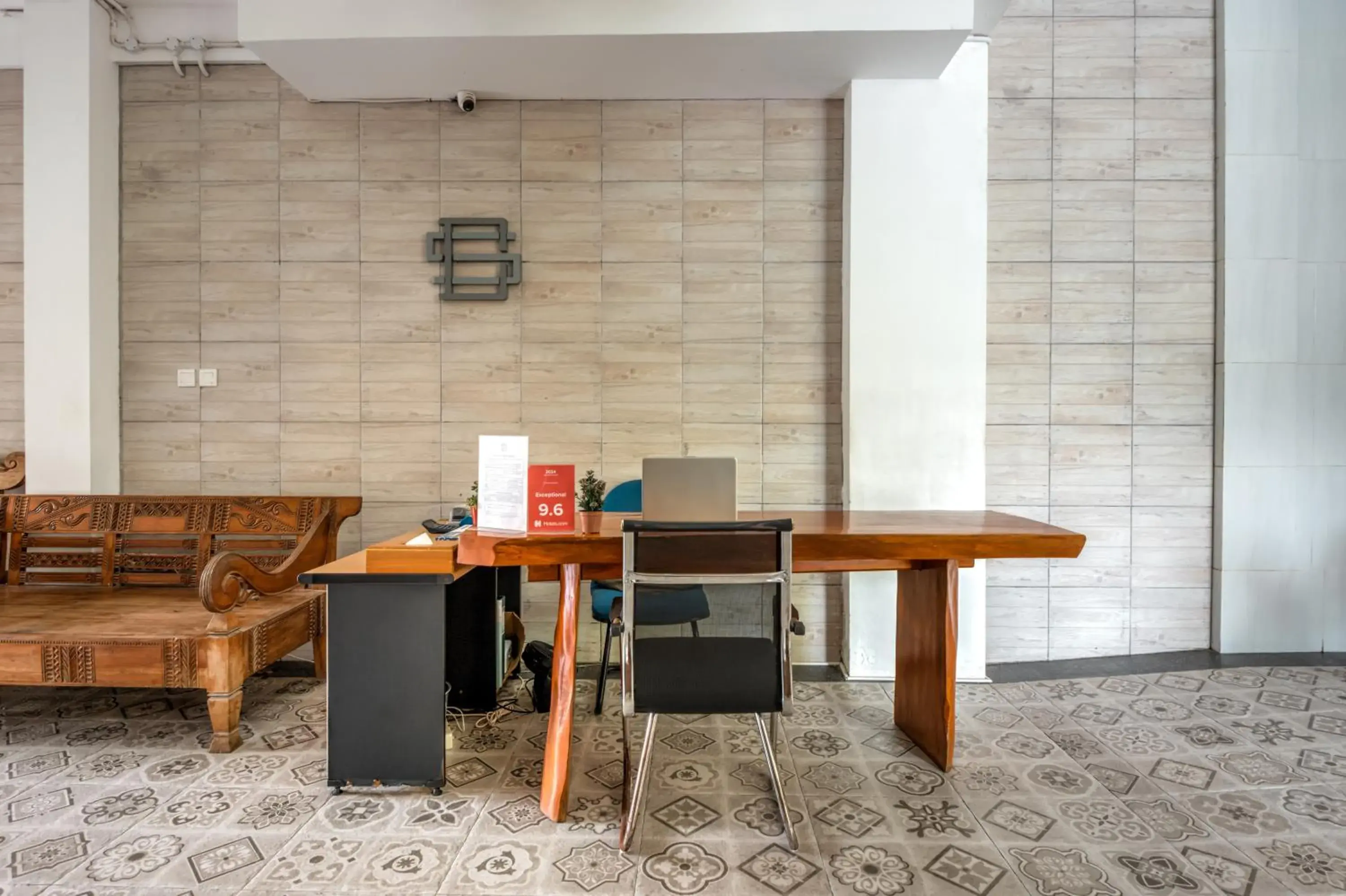 Lobby or reception in D Sarian Seminyak Lobby or reception in D Sarian Seminyak