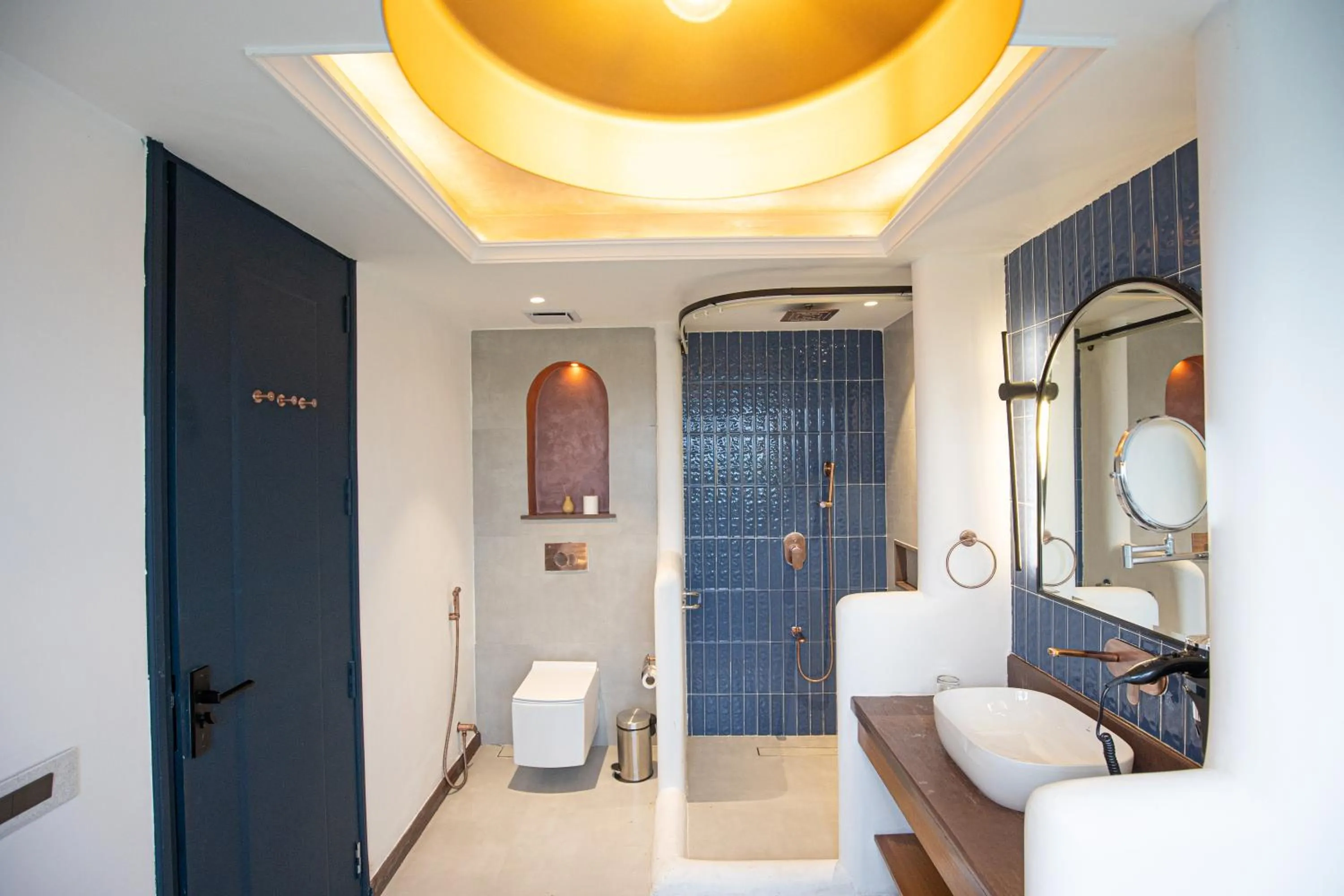 Bathroom in The Sierra - By The Lake