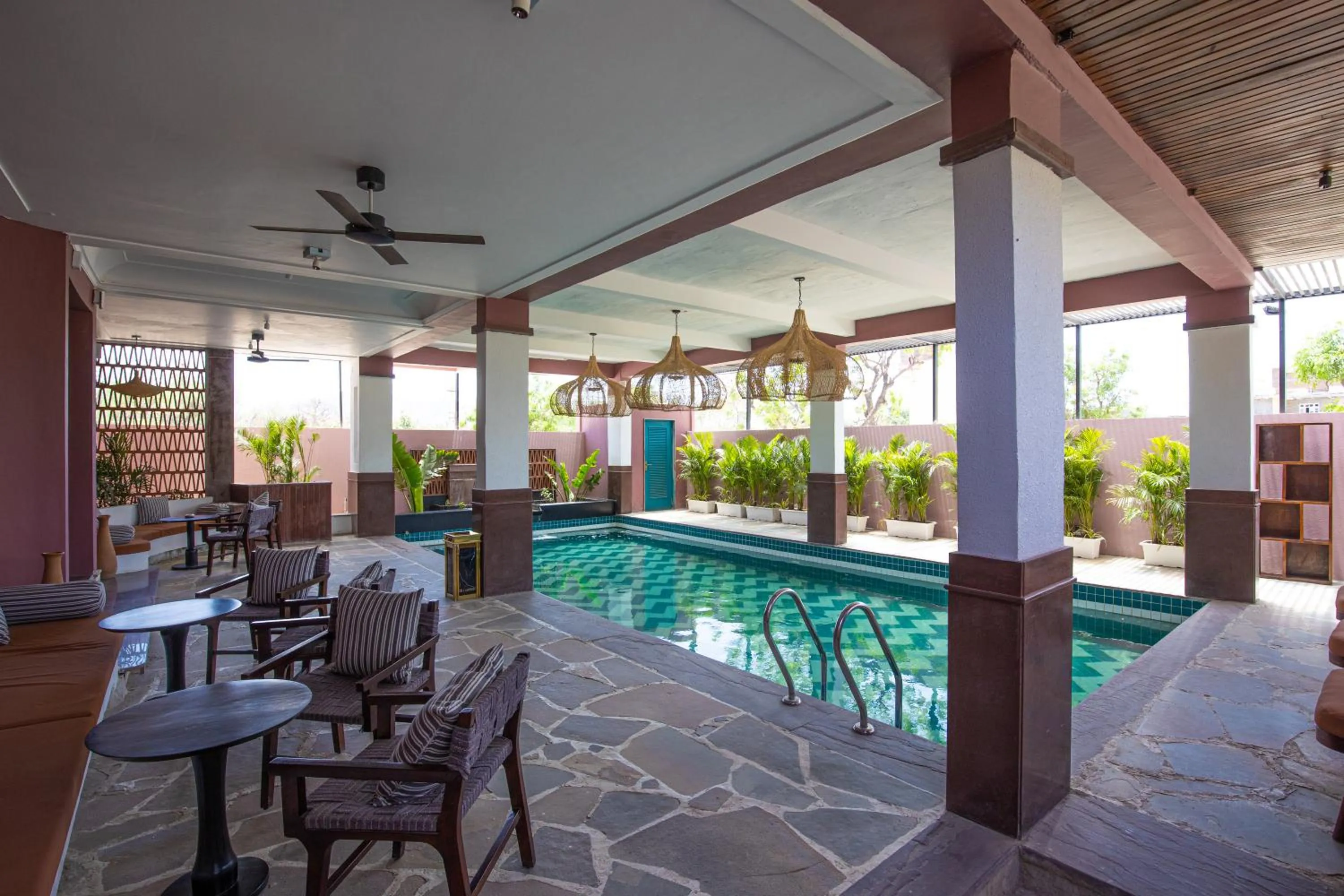 Swimming pool in The Sierra - By The Lake