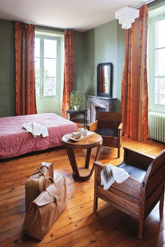 Photo of the whole room, Bed in Logis Le Parc Hotel & Spa