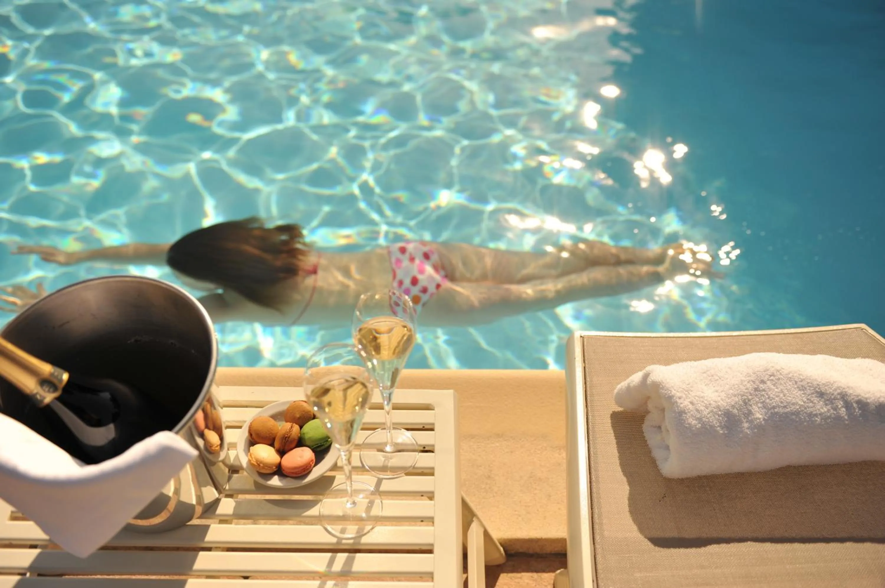 Swimming pool in Logis Le Parc Hotel & Spa