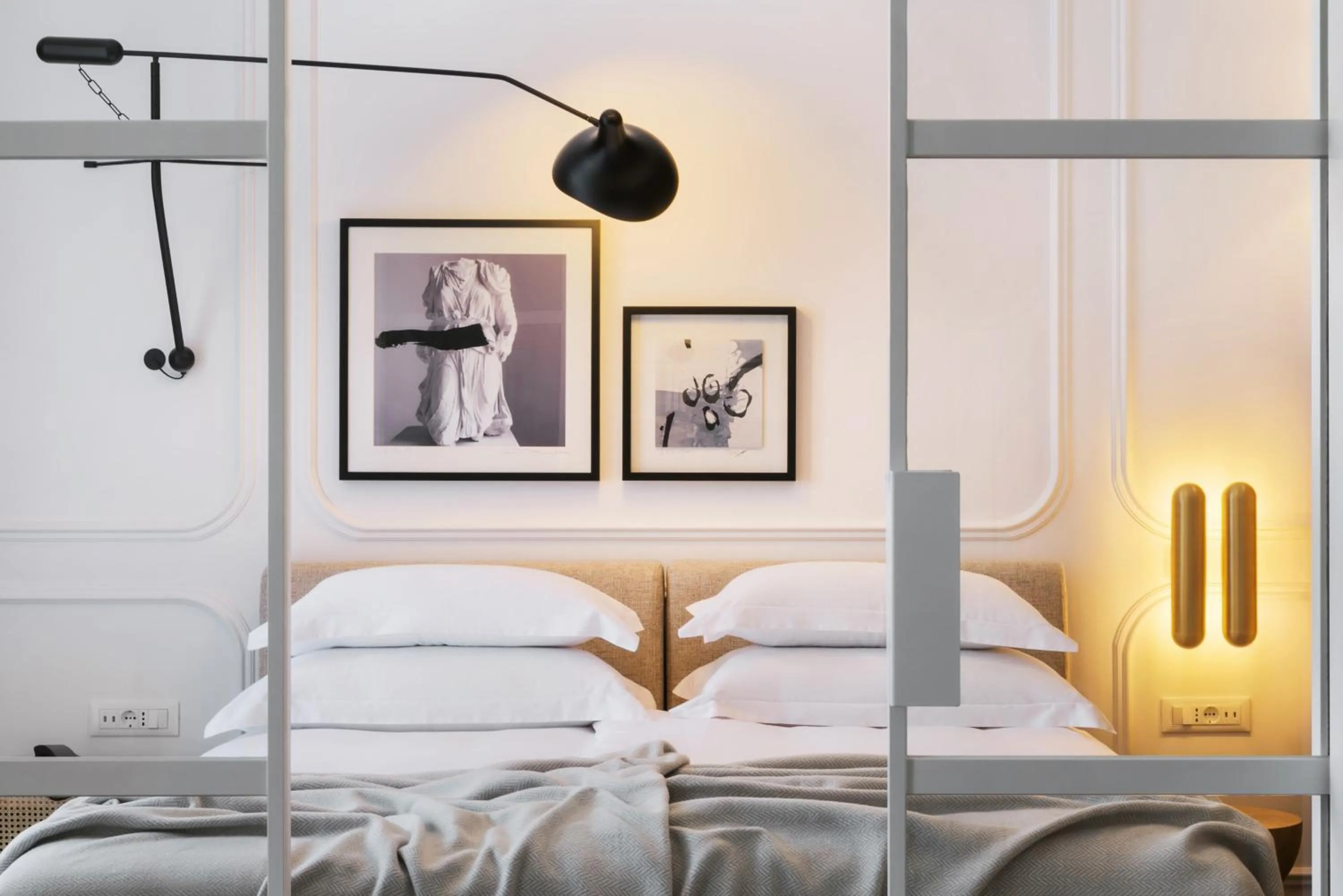 Bed in Heritage Hotel FERMAI MGallery Split