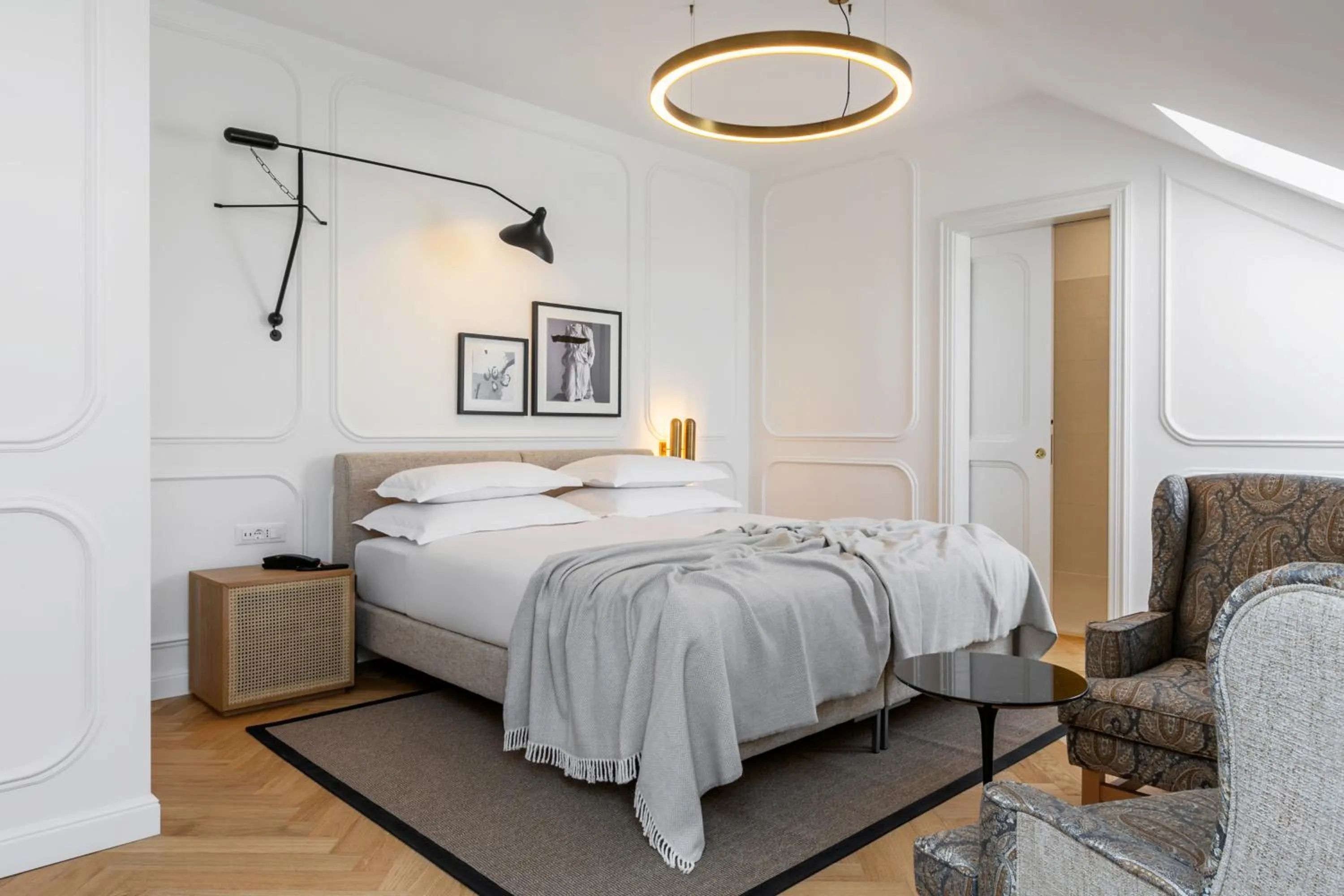 Bed in Heritage Hotel FERMAI MGallery Split