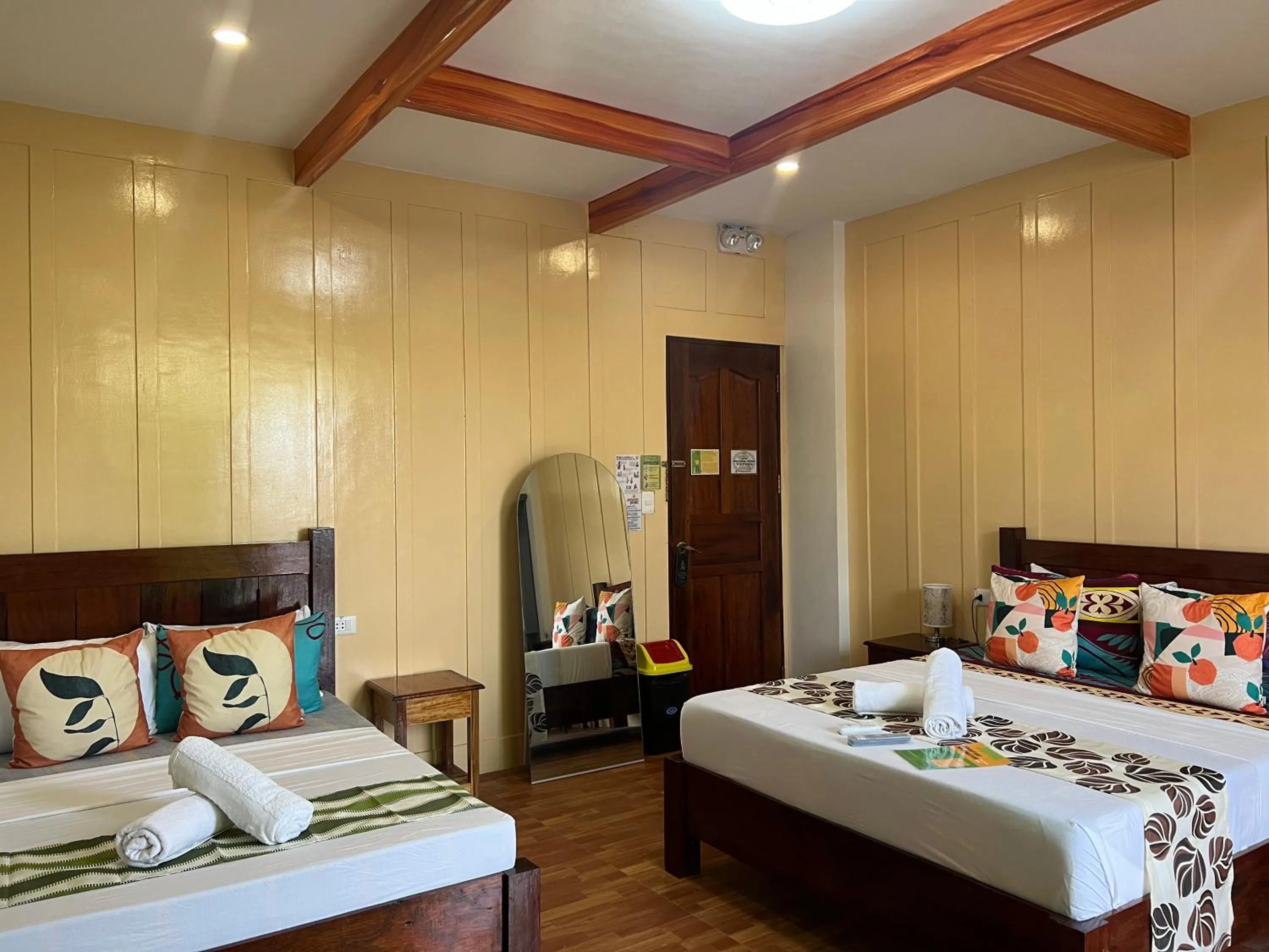 Bed in MANANQUIL TRAVEL LODGE