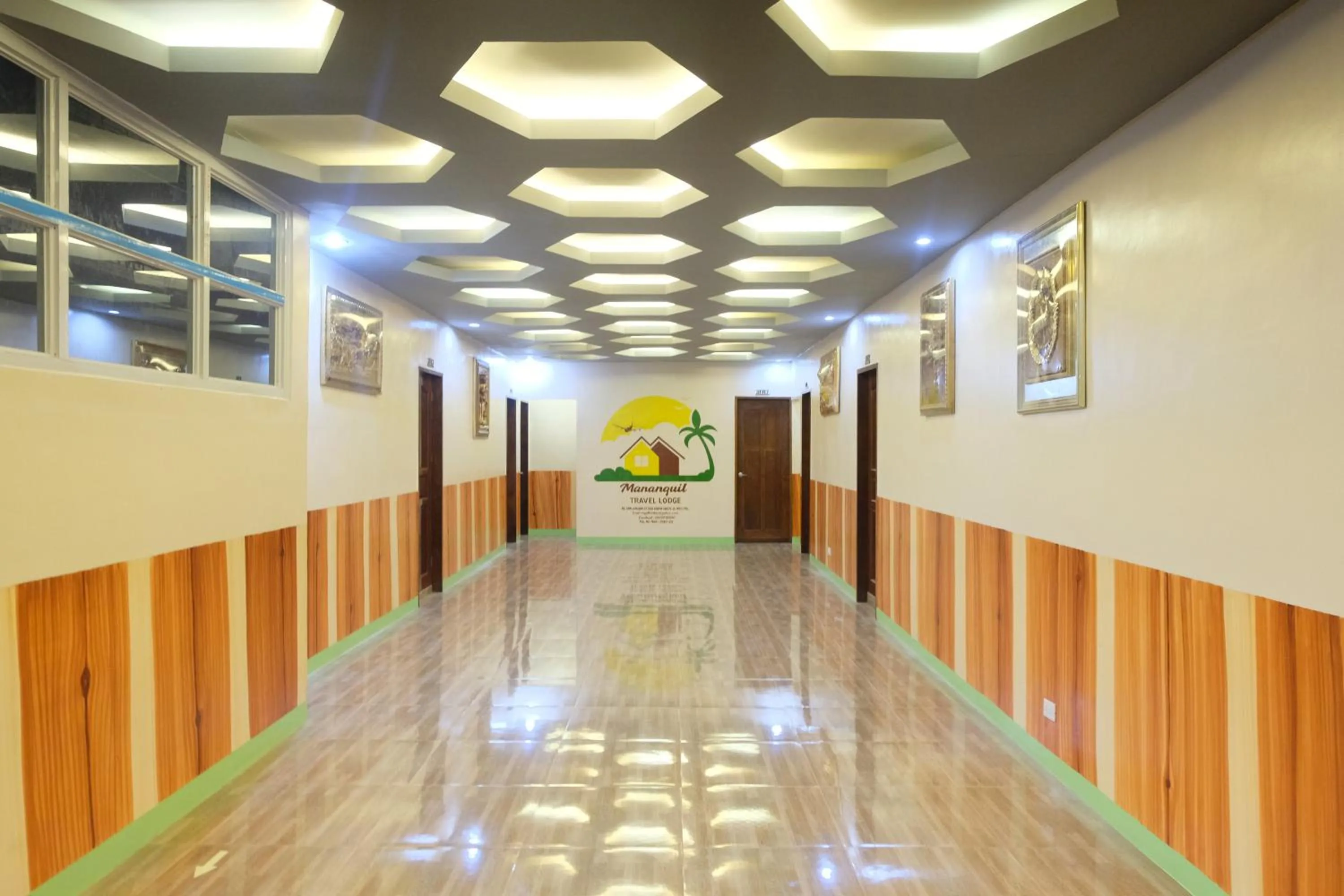 Lobby or reception in MANANQUIL TRAVEL LODGE