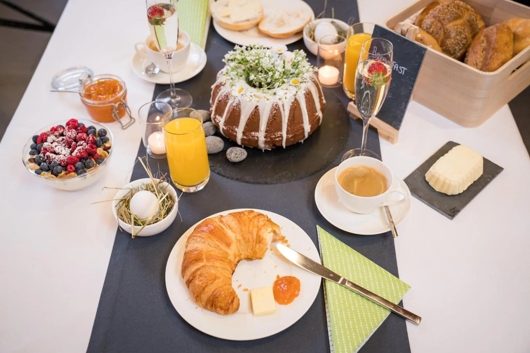 Breakfast in Tillga Glück - 4 stars