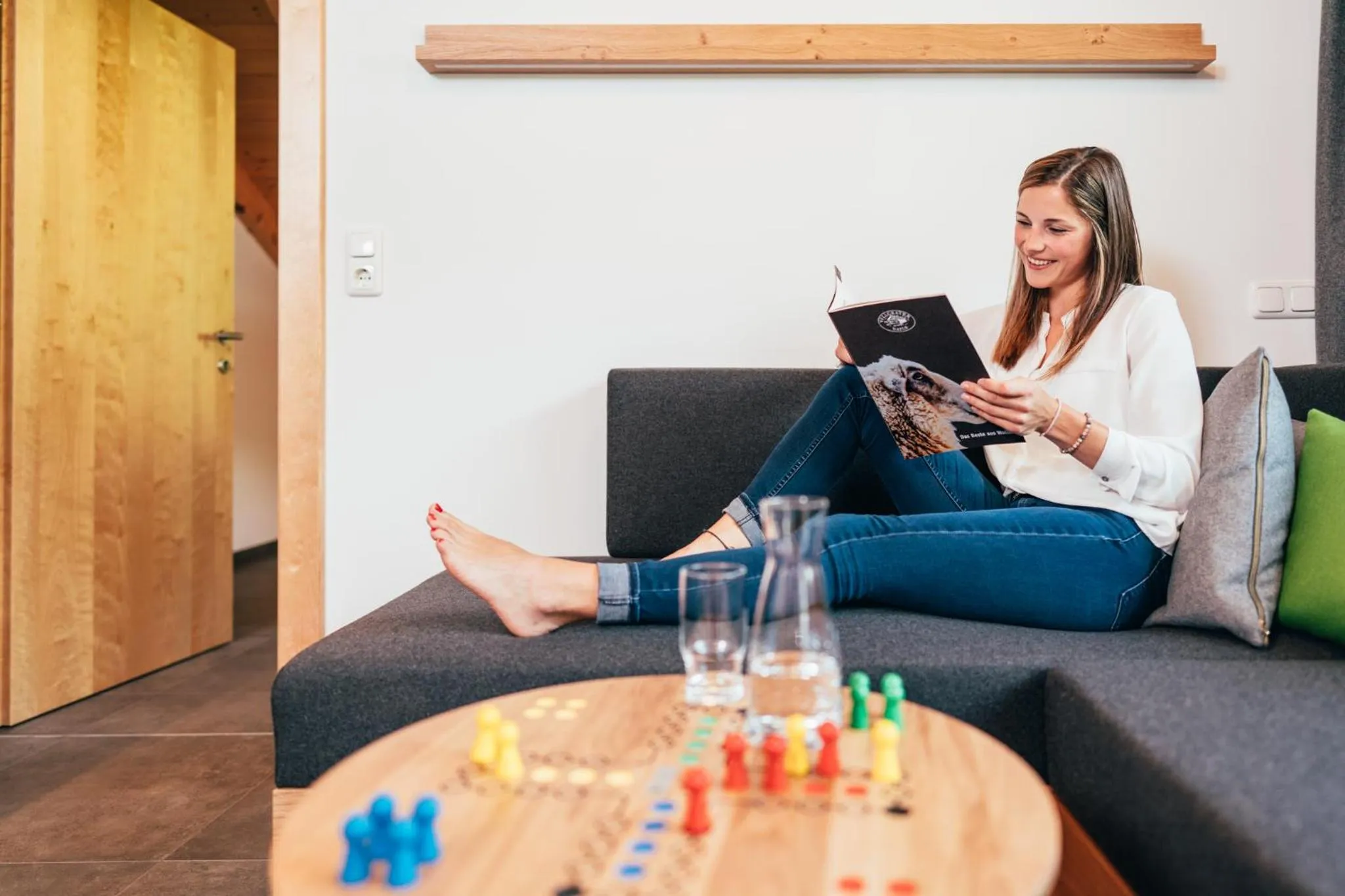 People in Tillga Glück - 4 stars