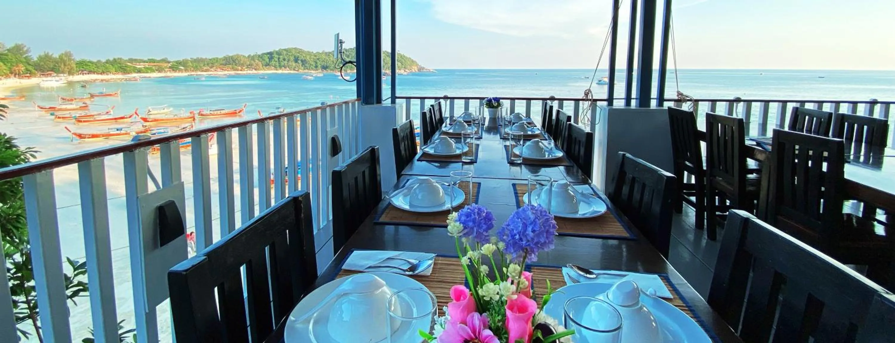 Restaurant/places to eat in Chareena Garden