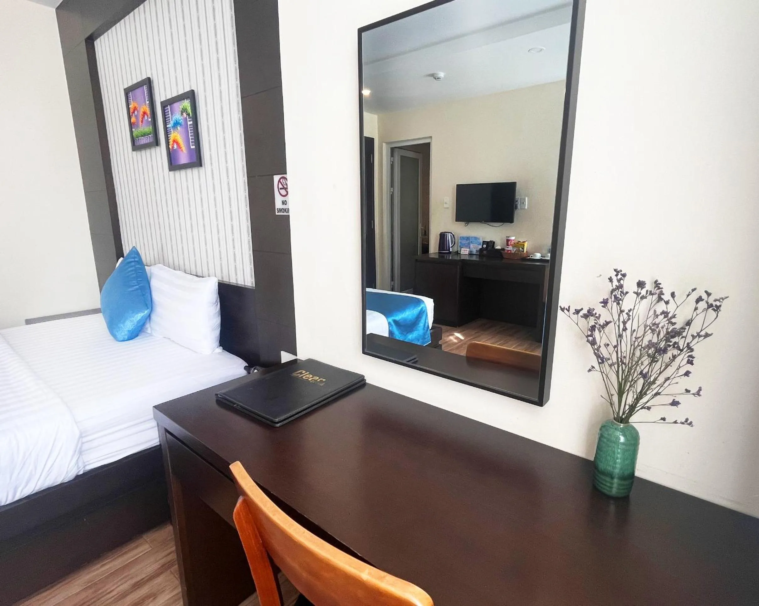 Bed in Thien Ly Hotel - Da Lat Center