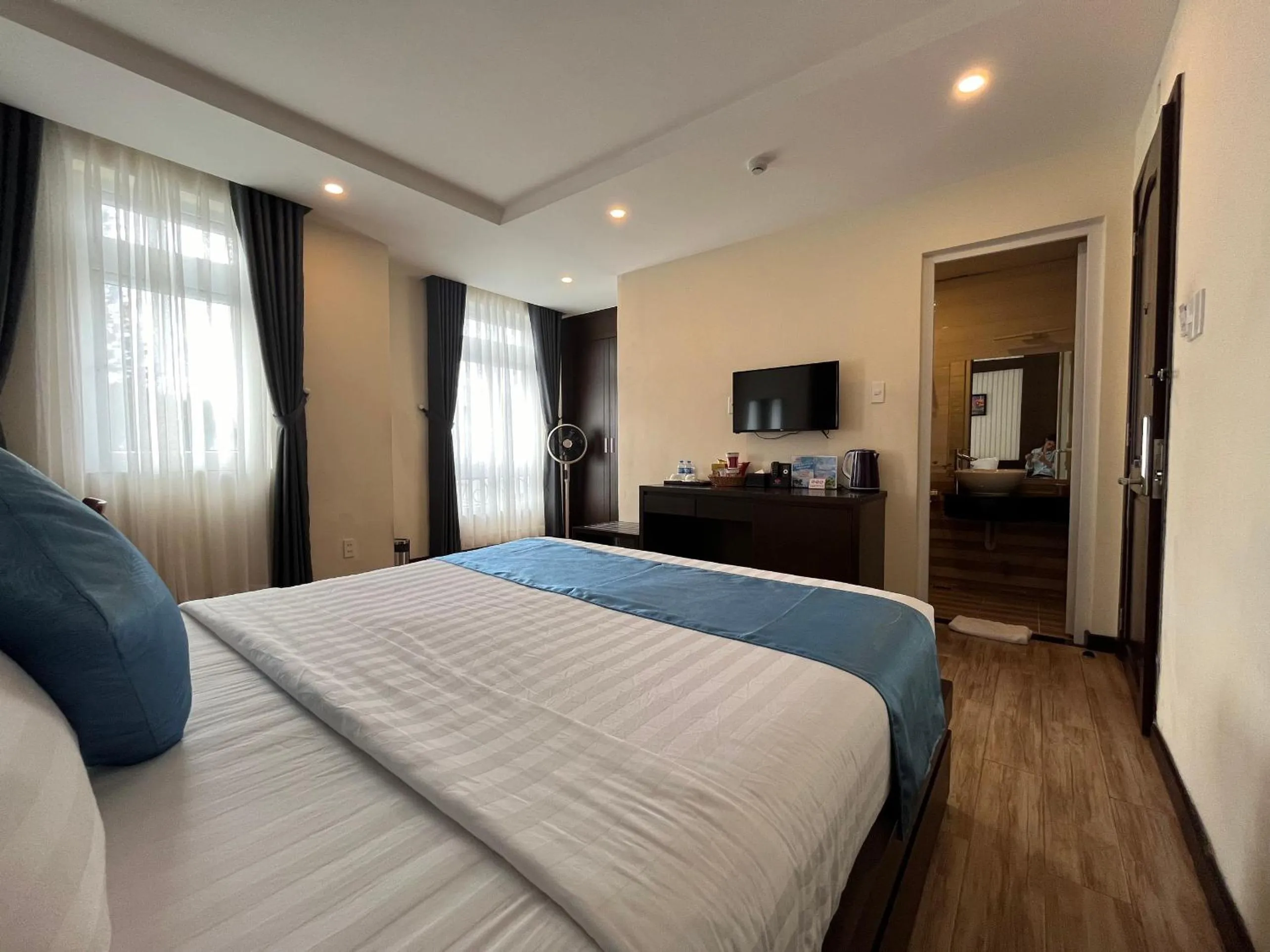 Bed in Thien Ly Hotel - Da Lat Center