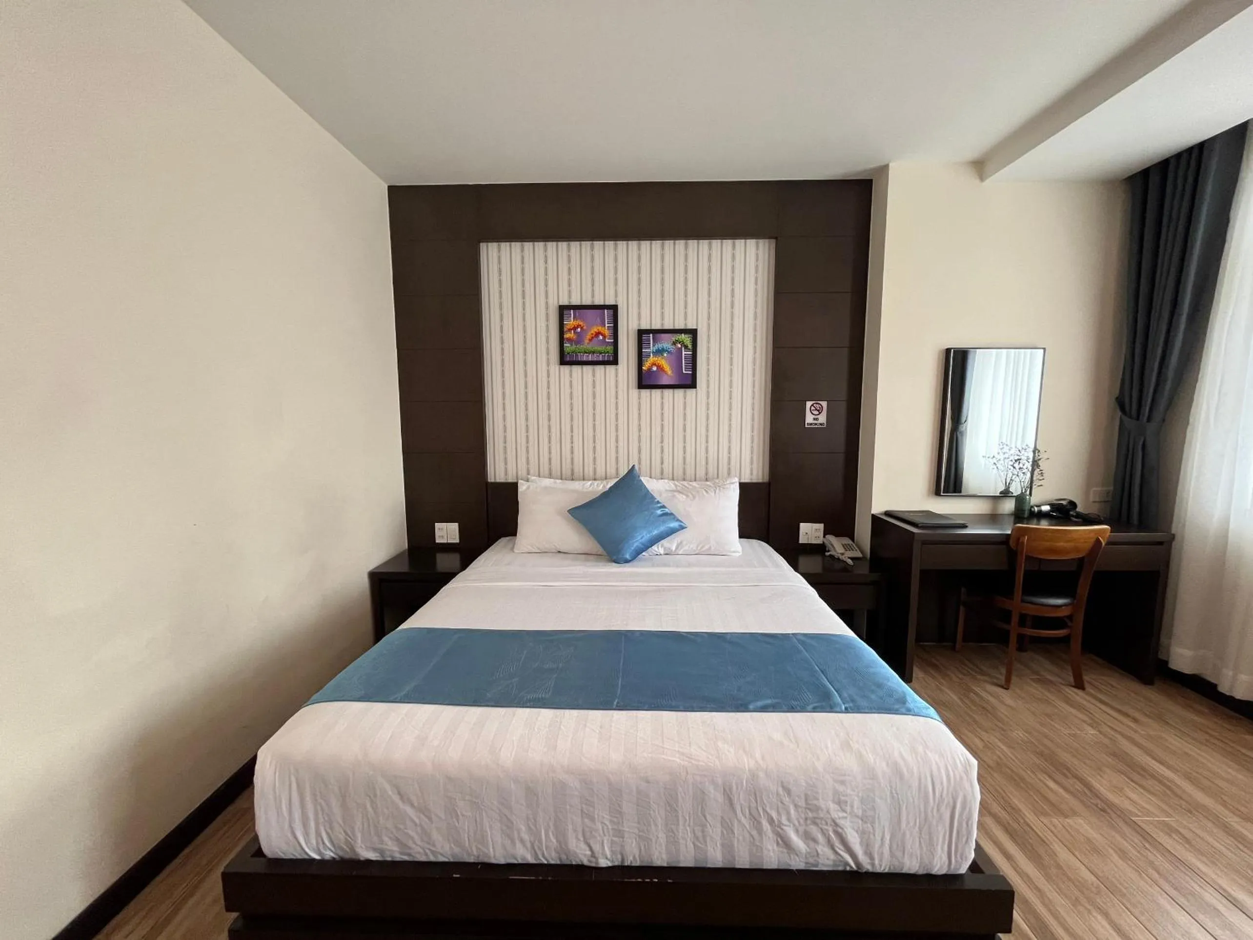 Bed in Thien Ly Hotel - Da Lat Center
