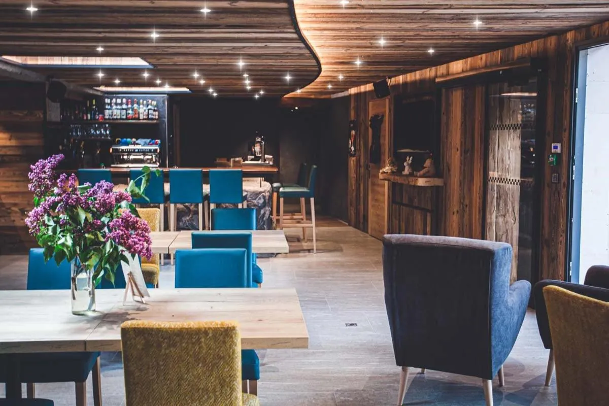 Lounge or bar in Les Mazots des Fées