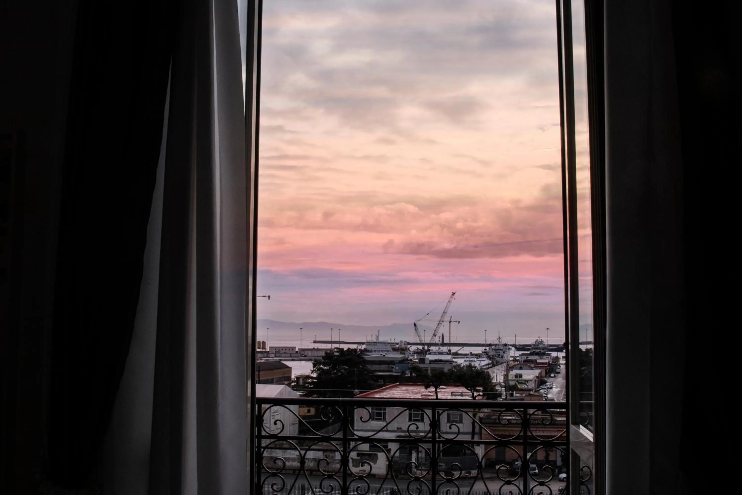 Aurora Luxury Rooms