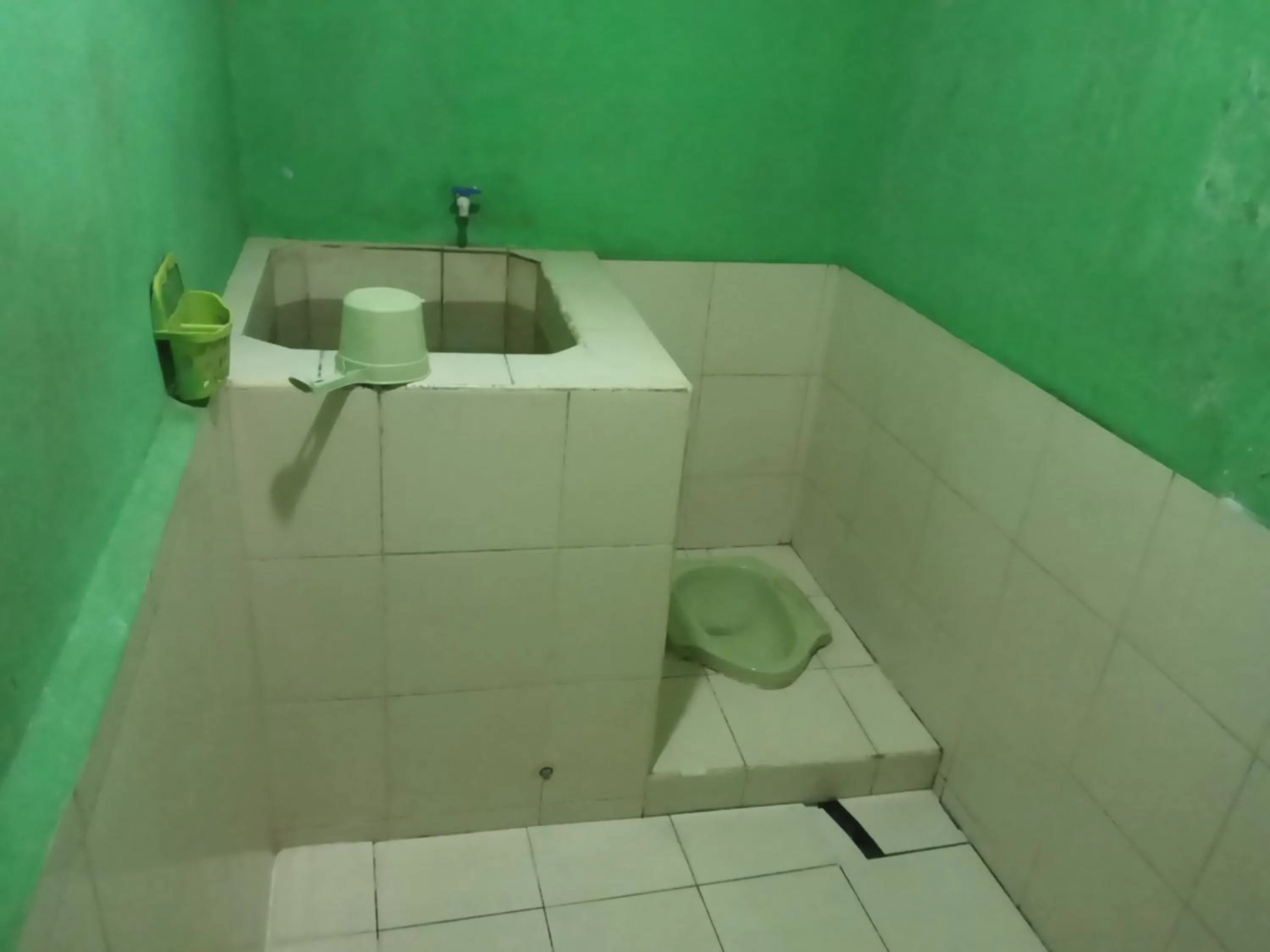 Bathroom in Penginapan 99