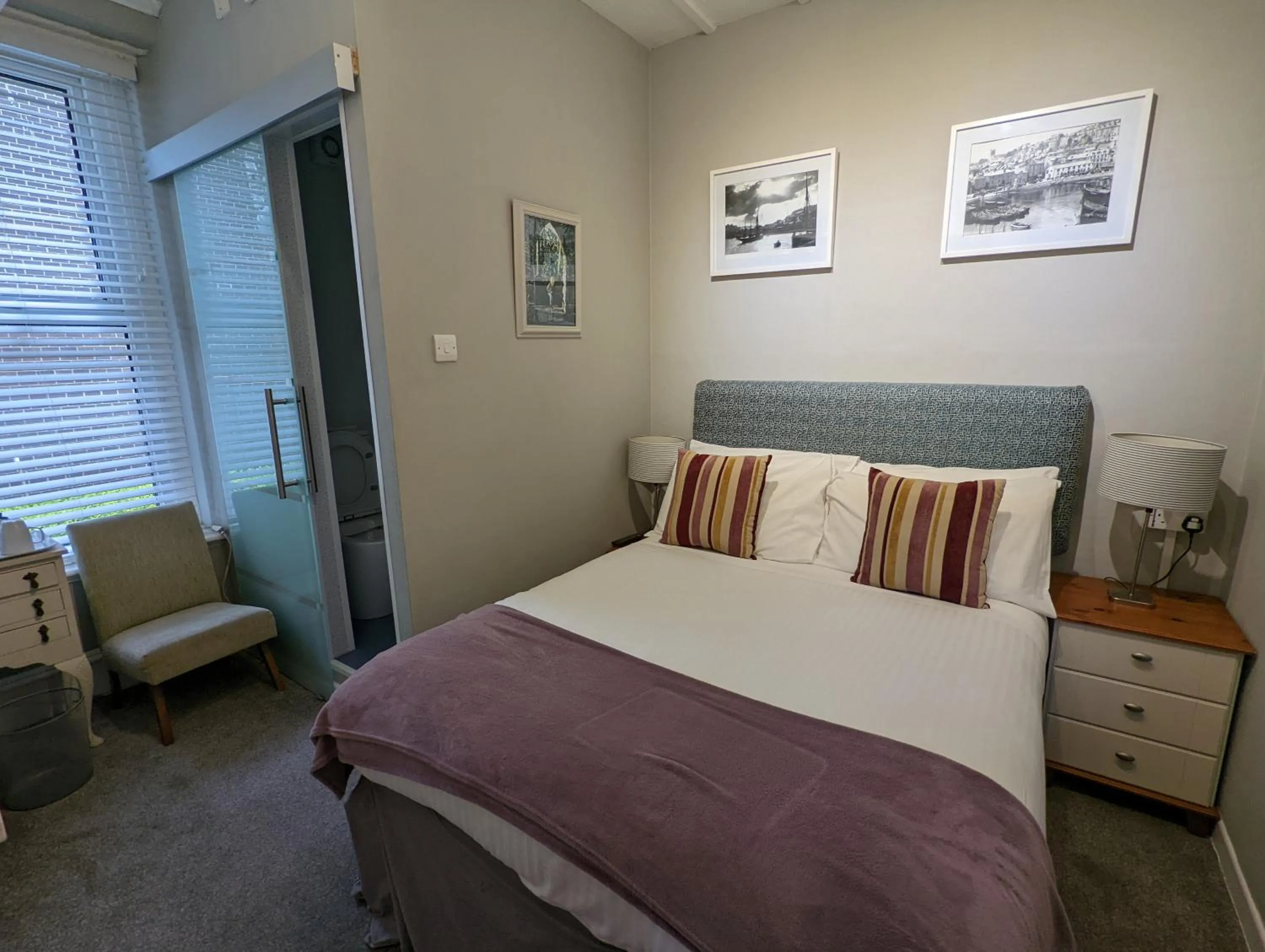 Bed in Redlands